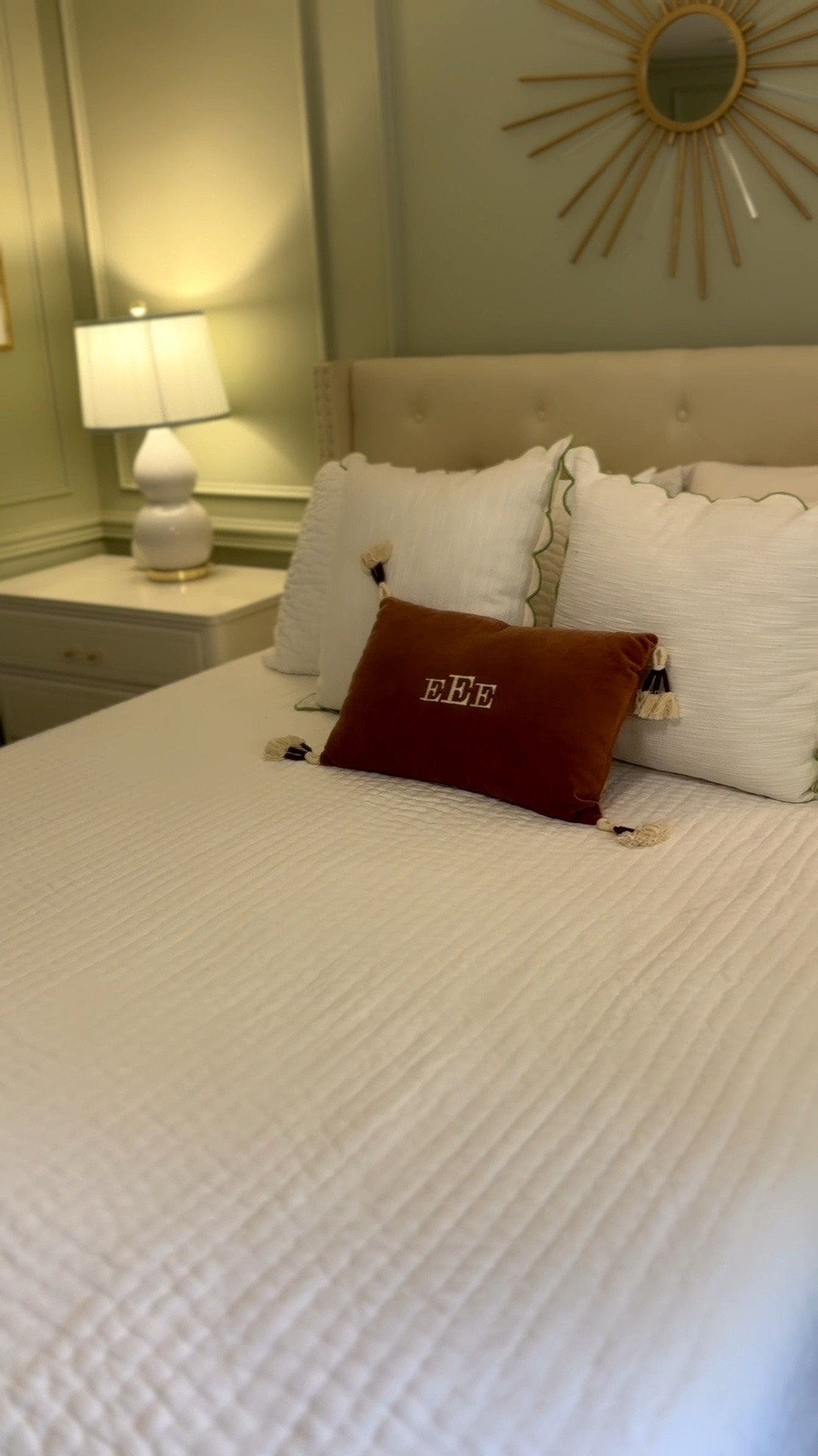 This @Quince quilt is absolute perfection!!! Price & quality cannot be beat.  Lots of other color options too! I got the white full/queen

#LTKHome