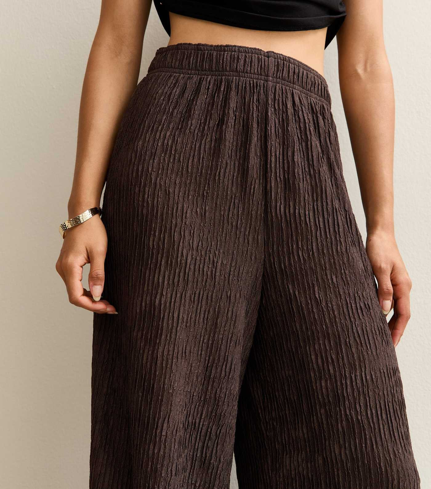 Brown Textured Jersey Wide Leg Trousers | New Look | New Look (UK)