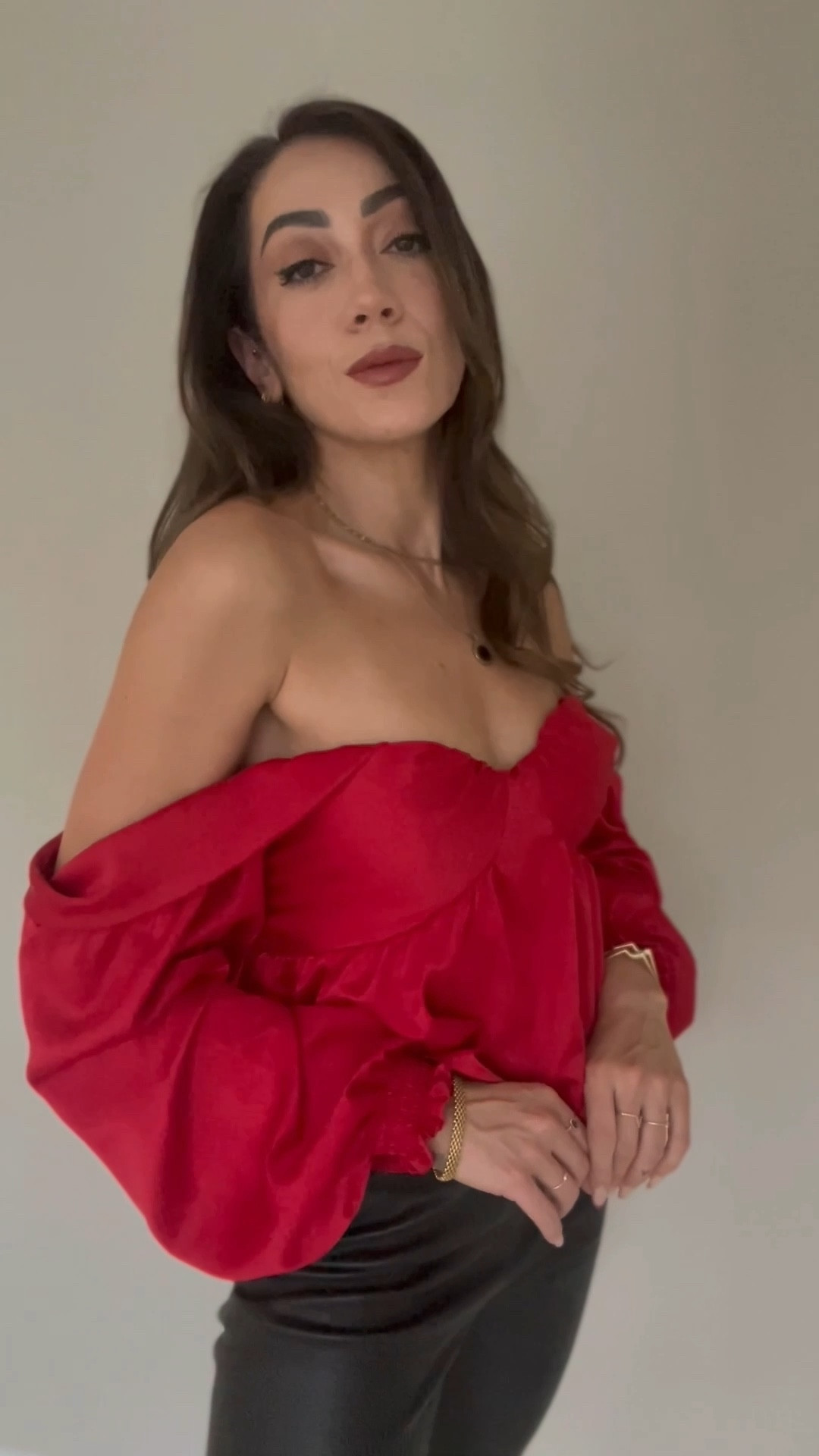 The cutest top!!!! it comes in several colors and patterns fyi! 
Also, love these leather pants and basically everything else I styled here - the silver heels are so comfortable and perfect for New Year’s Eve!!



#LTKSeasonal #LTKHoliday #LTKshoecrush