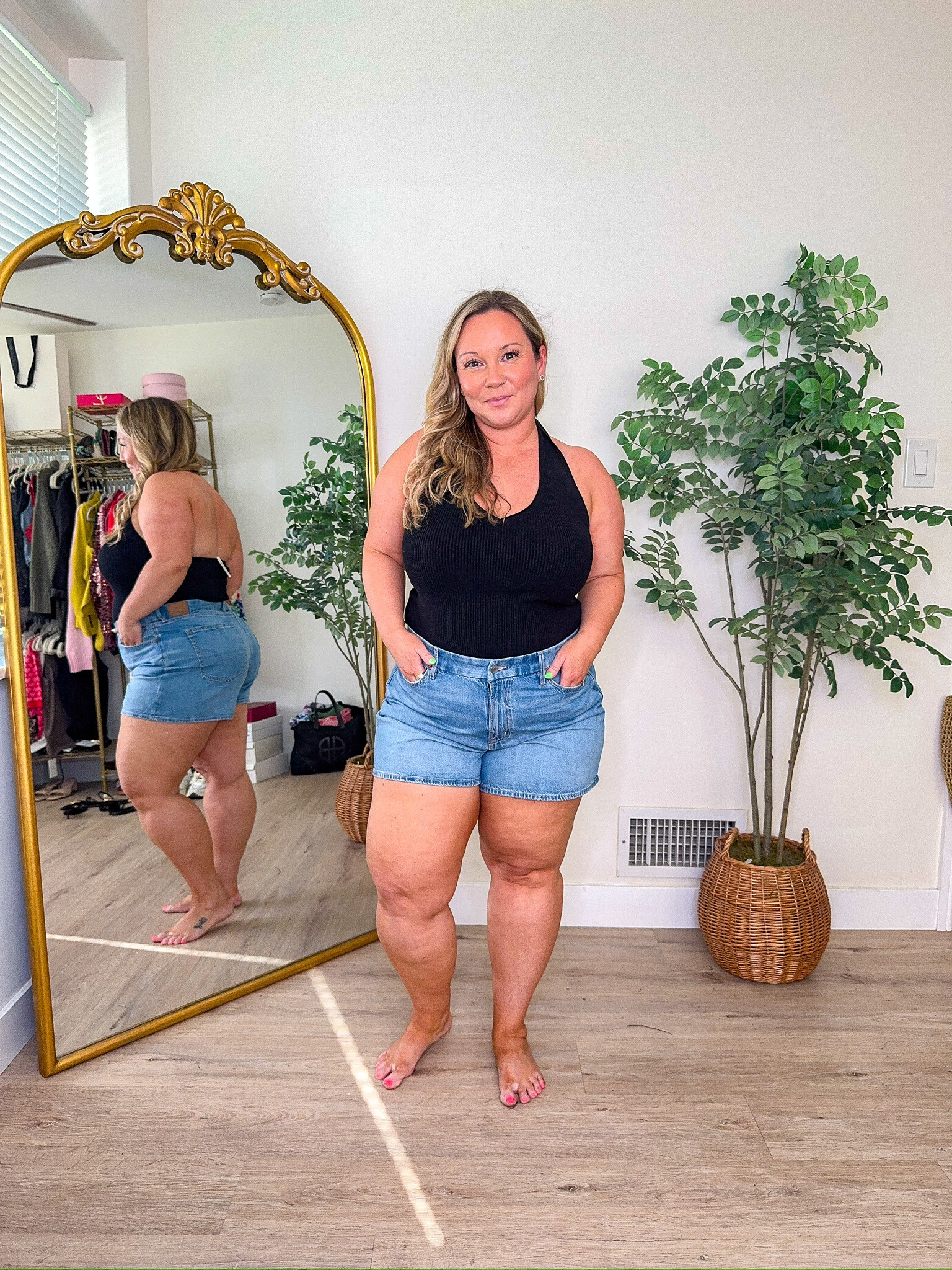 This outfit is the perfect go-to on a hot day🫶

Aerie halter top - size large
American Eagle denim shorts - size 16 (I always size up in denim shorts!)



Spring outfits 2026, summer outfits, vacation outfits beach, staples, essentials, basics, shelli enright, stylenright 

 #LTKootd #LTKSeasonal