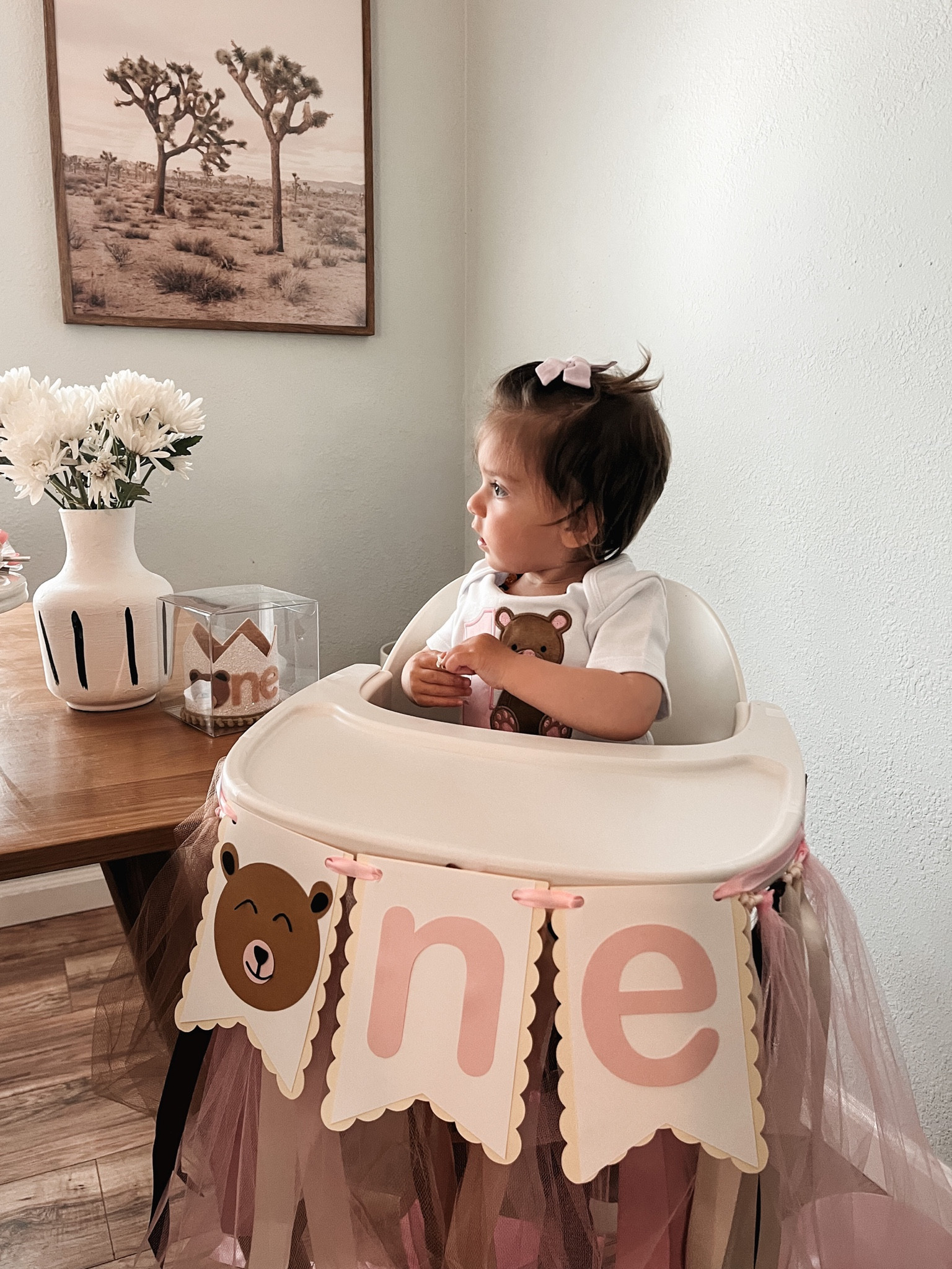 Jeri’s first birthday cake smash decor! 

High chair, Baby girl, Bear decor, Boho modern

#LTKfamily #LTKbaby #LTKhome