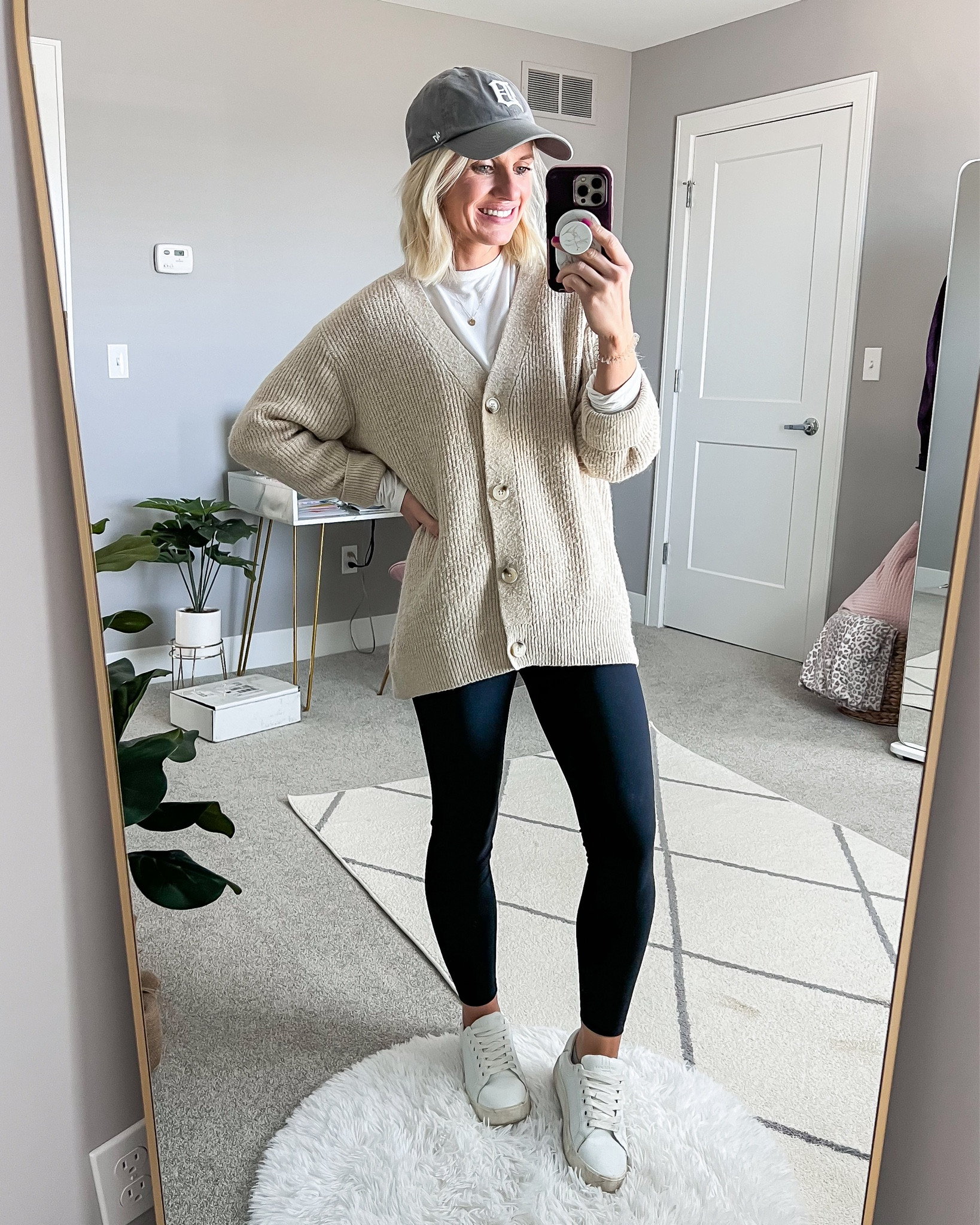 What I wore this week!!
Cardigan- old, linked similar 
Leggings- small
Tunic- similar 
Shoes- 7.5
Hat- currently can’t link to this color

#LTKstyletip #LTKfindsunder100 #LTKSeasonal