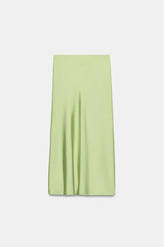 Model height: 178 cmMidi skirt crafted from satin fabric. High-waist with an elasticated waistban... | Zara UK