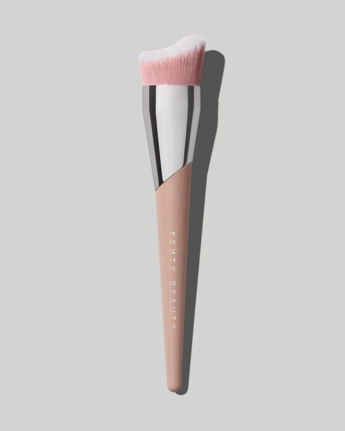Fluid Flex Foundation Brush 165 | Fenty Beauty