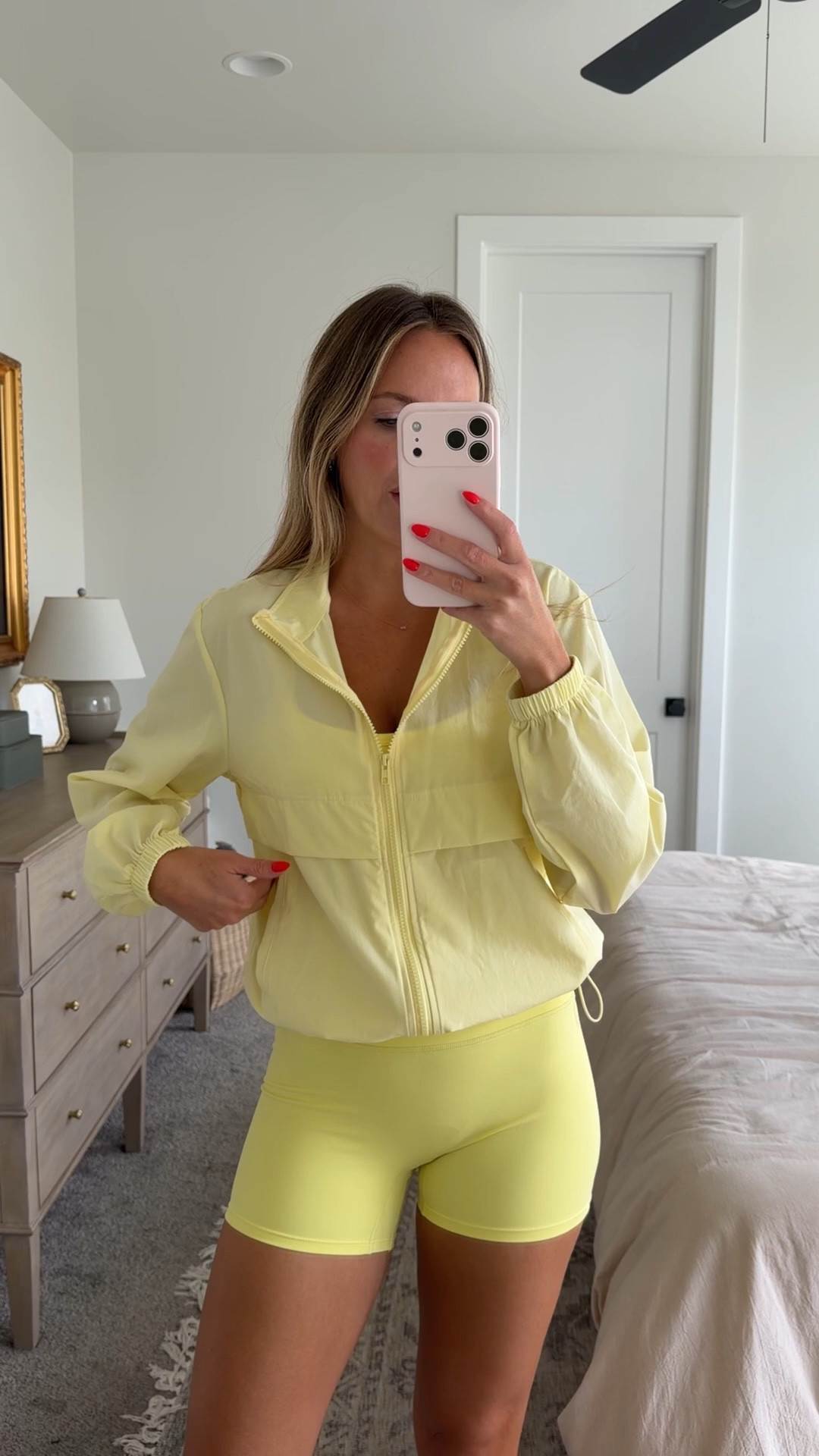 The perfect little spring & summer jacket!