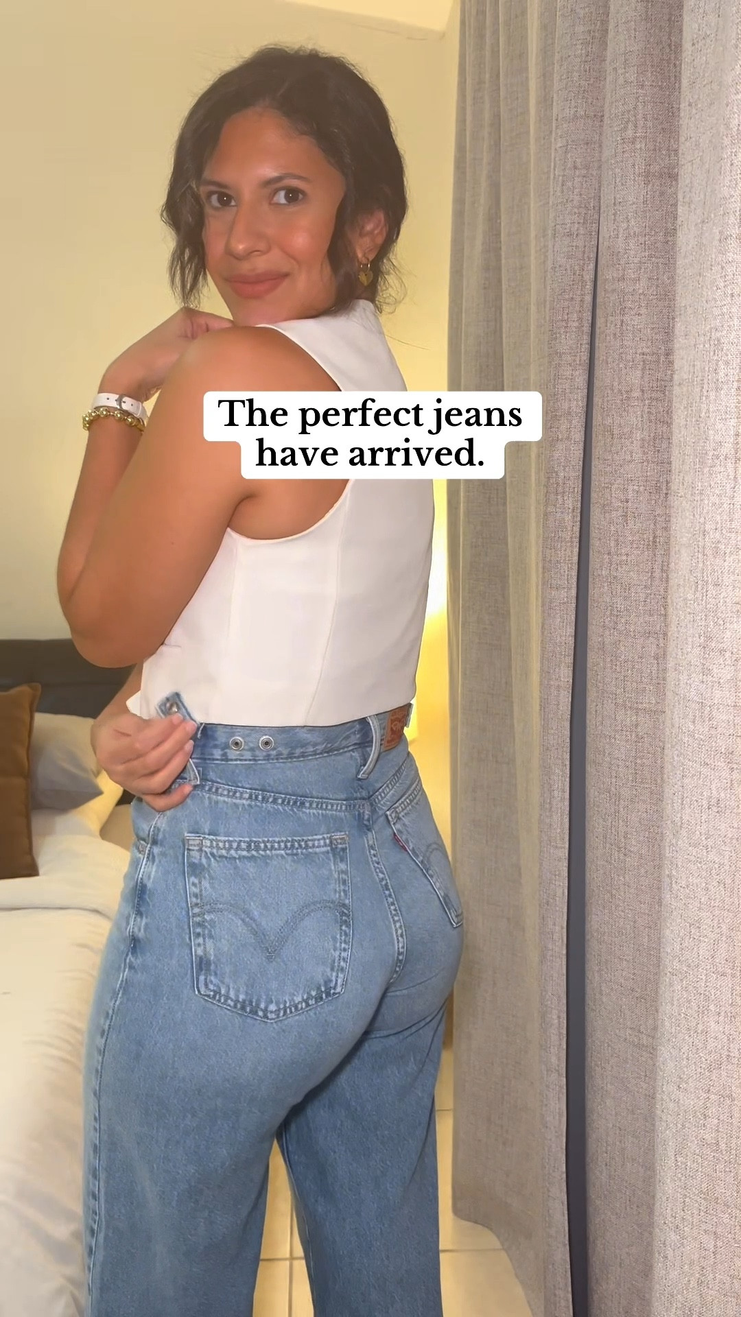 Levi's Cinch baggy jeans 🥰🤌🏻 

#LTKGiftGuide #LTKHoliday #LTKStyleTip