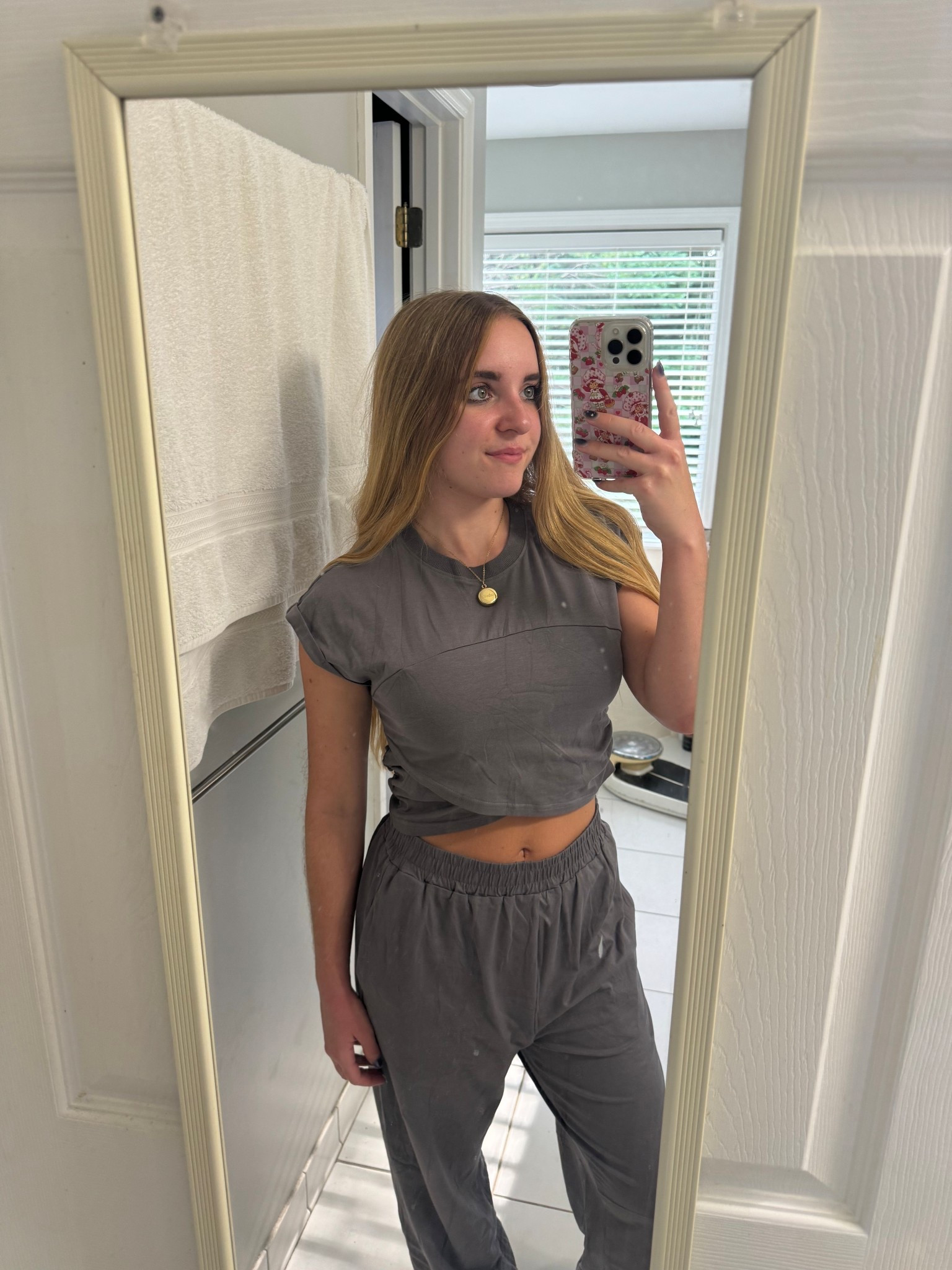 absolutely in love with this gray matching set, free people dupe from Fisoew Fashion on Amazon! it’s so comfy and perfect for school or work days! 🩶

#LTKActive #LTKSeasonal #LTKStyleTip