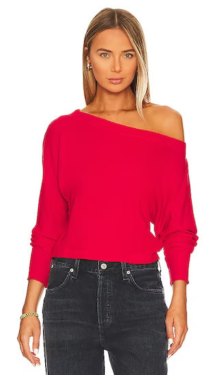 Bobi Off The Shoulder Top en Red Hot - Red. Taille S | Revolve Clothing (Global)