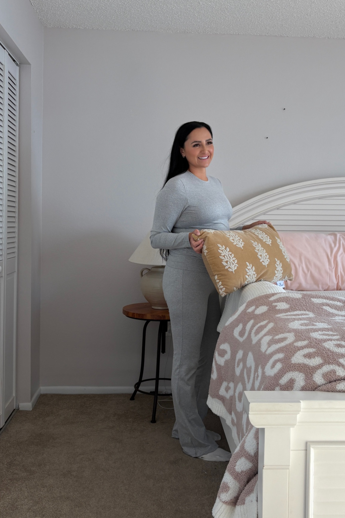 Grey two piece sweat suit, amazon 2 pc set.

Fits TTS 
Size L
160 lbs 



#LTKFindsUnder50 #LTKSaleAlert #LTKMidsize