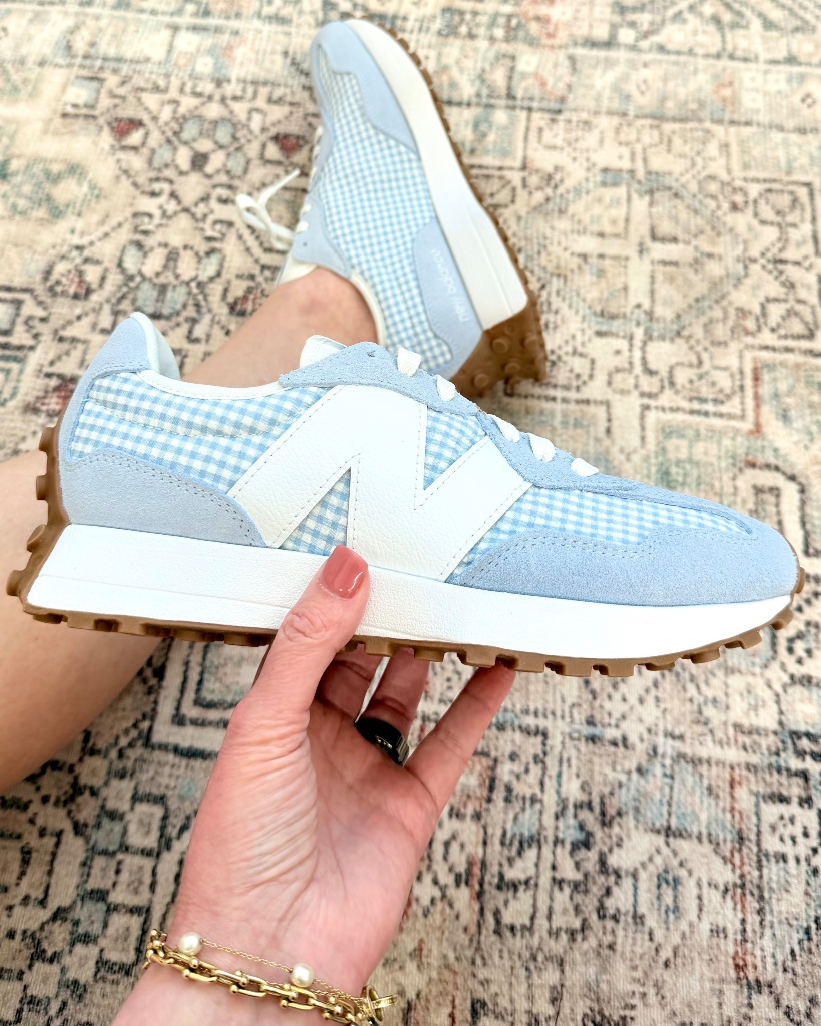 😍 Not only are they gingham, they’re Seersucker too! Pink & Blue just restocked! I’m sure they’ll fly again! Starburst also fully stocked! I size up 1/2 (so Nike size) 



#LTKSeasonal #LTKActive #LTKmomlife