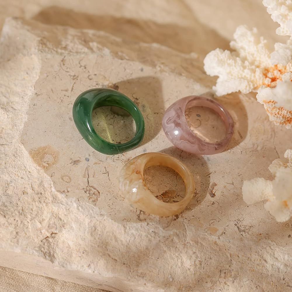 Viva Joya 24 Pcs Resin Rings, Plastic Rings Acrylic Rings for Women Teen Girls, Chunky Aesthetic Tre | Amazon (US)