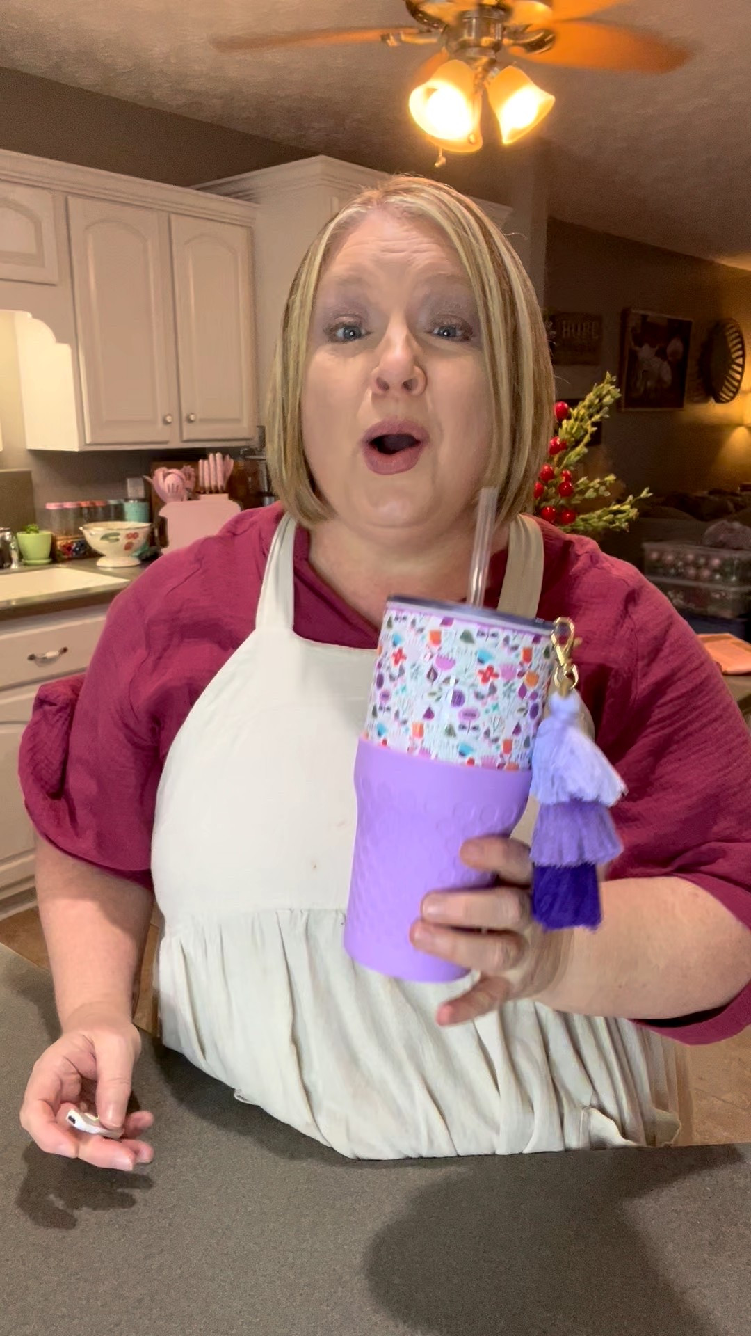 This is my favorite cute tumbler to drink out of . 

#LTKHome #LTKdayinmylife #LTKmomlife