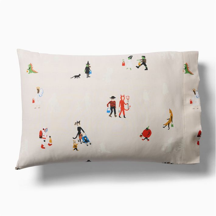 Trick or Treat Glow-in-the-Dark Pillowcase Set | West Elm (US)