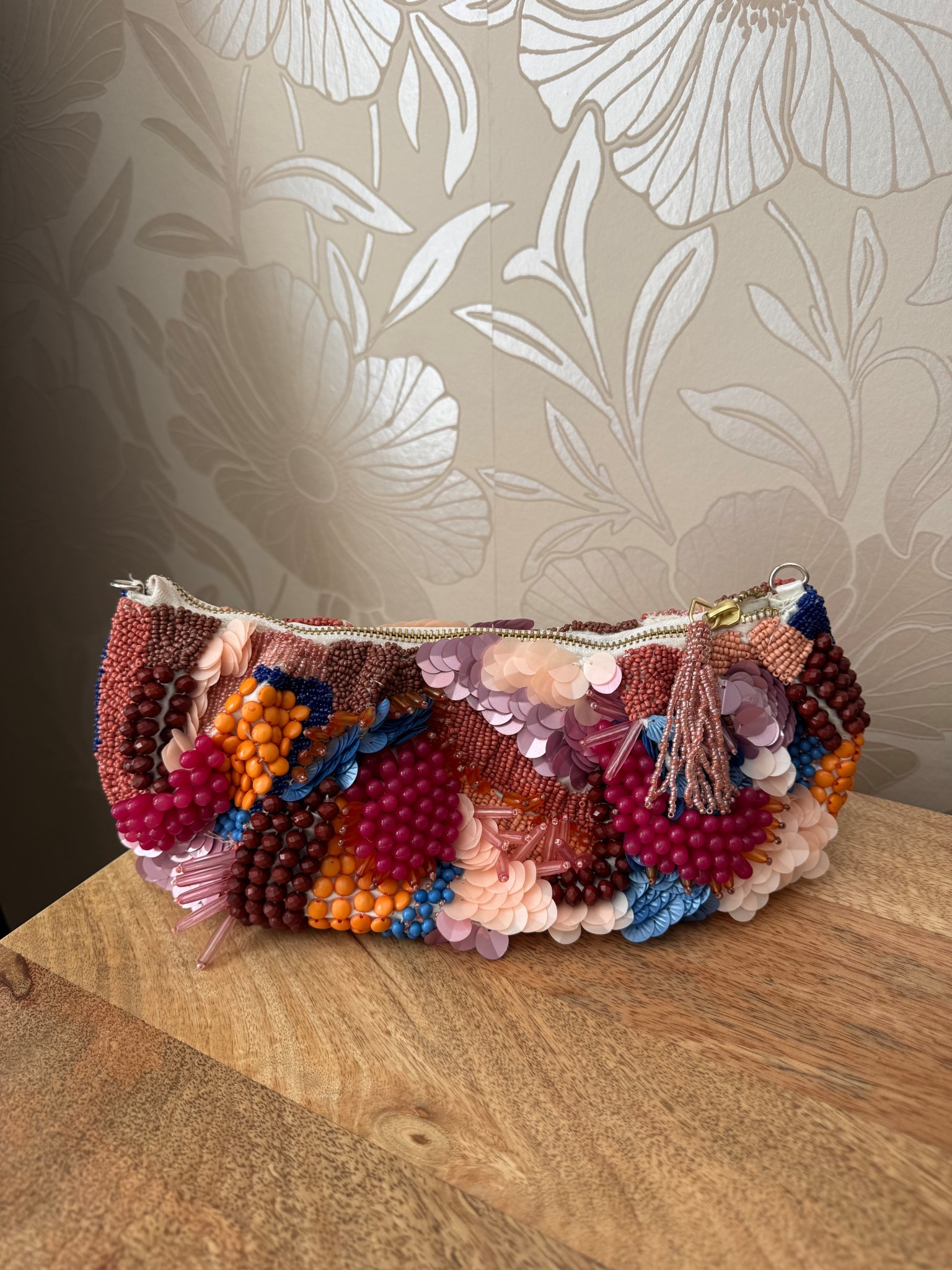 Beaded handbag, summer bag

#LTKSaleAlert #LTKSeasonal #LTKOver40