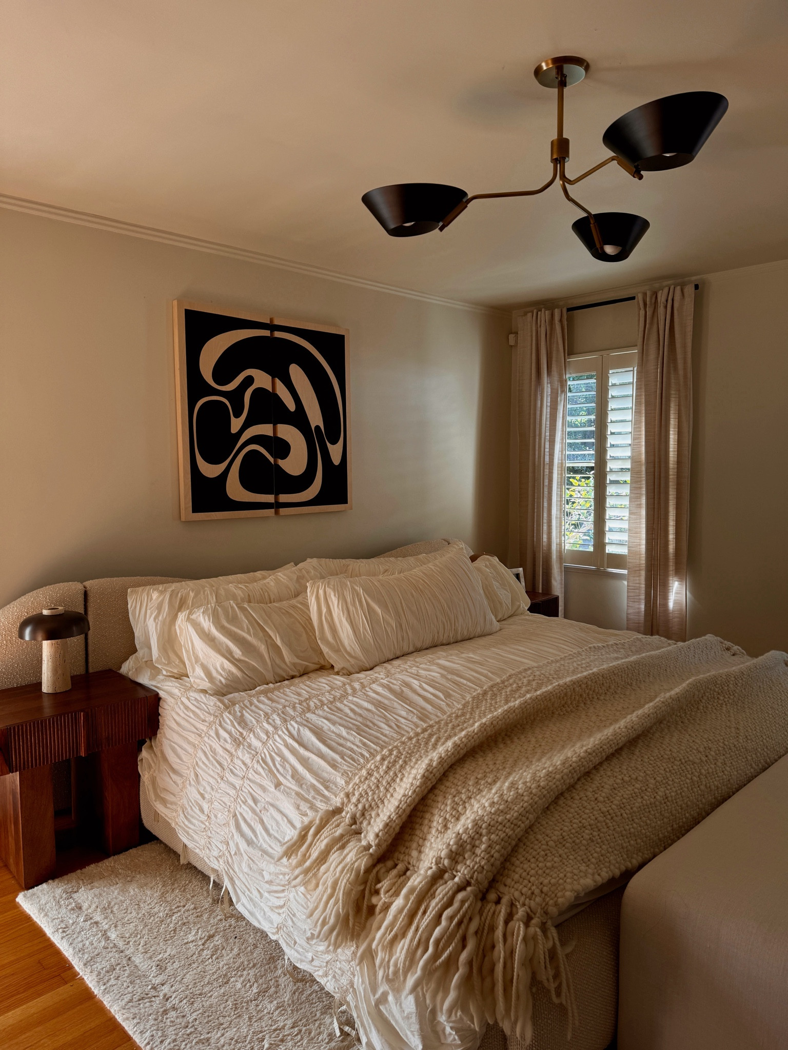 my bedroom is so cozy. The bedding is Gata but linked a similar style 

#LTKSaleAlert #LTKHome #LTKFallSale