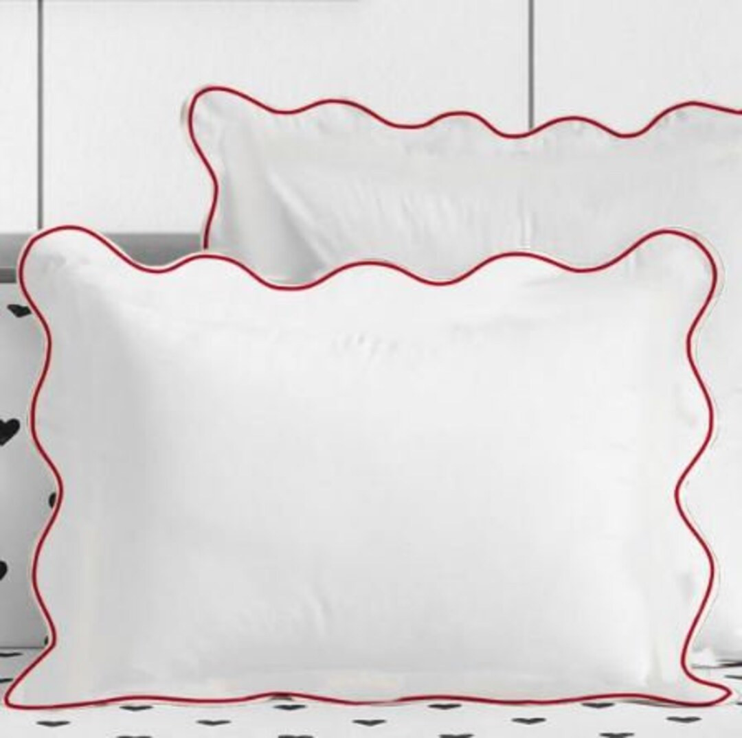 400 Thread Count White Cotton Sateen Hotel Stitch Pillow Sham With Scalloped Embroidery 2-inch Fl... | Etsy (US)