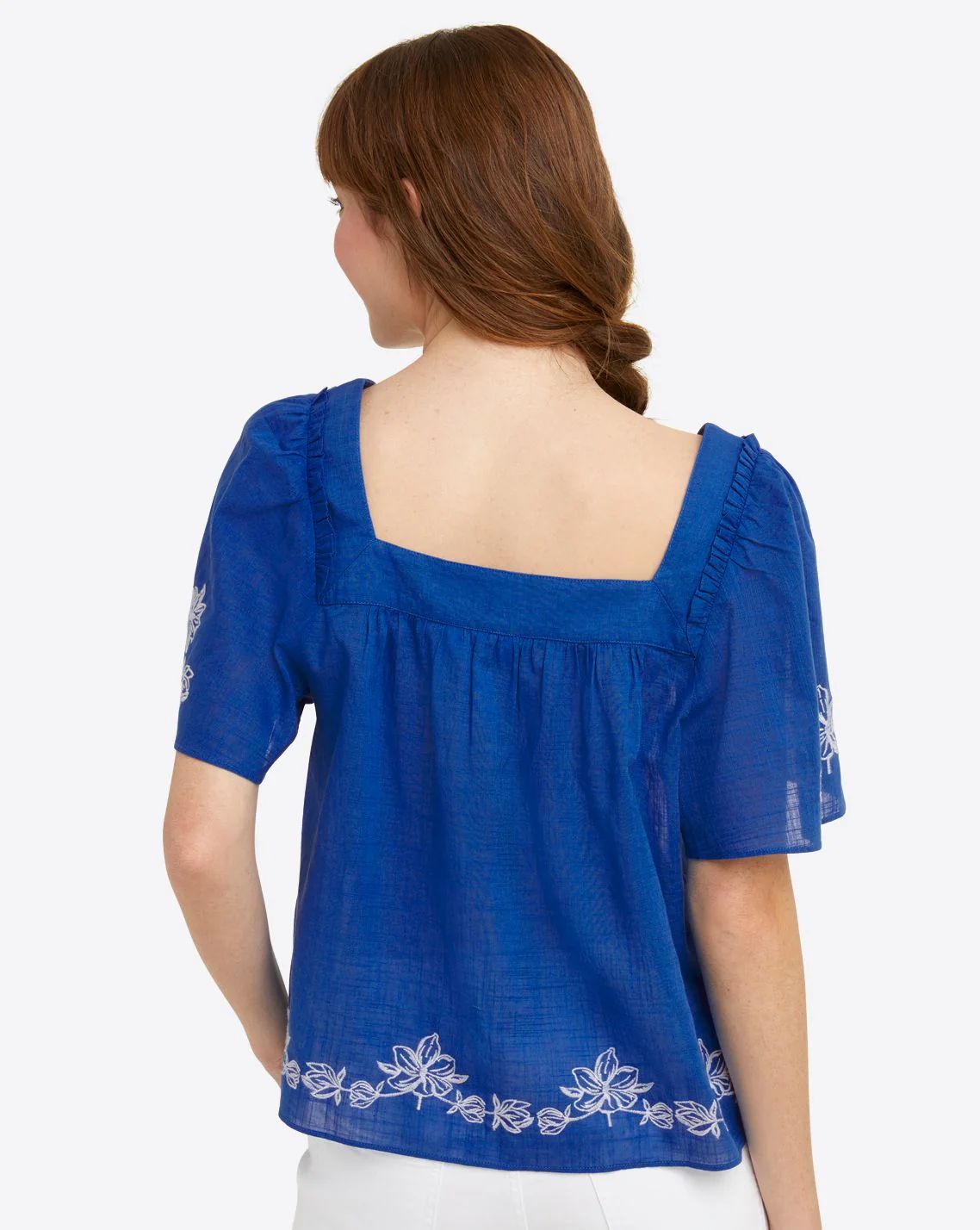Maren Top in Blue Embroidered Floral | Draper James (US)