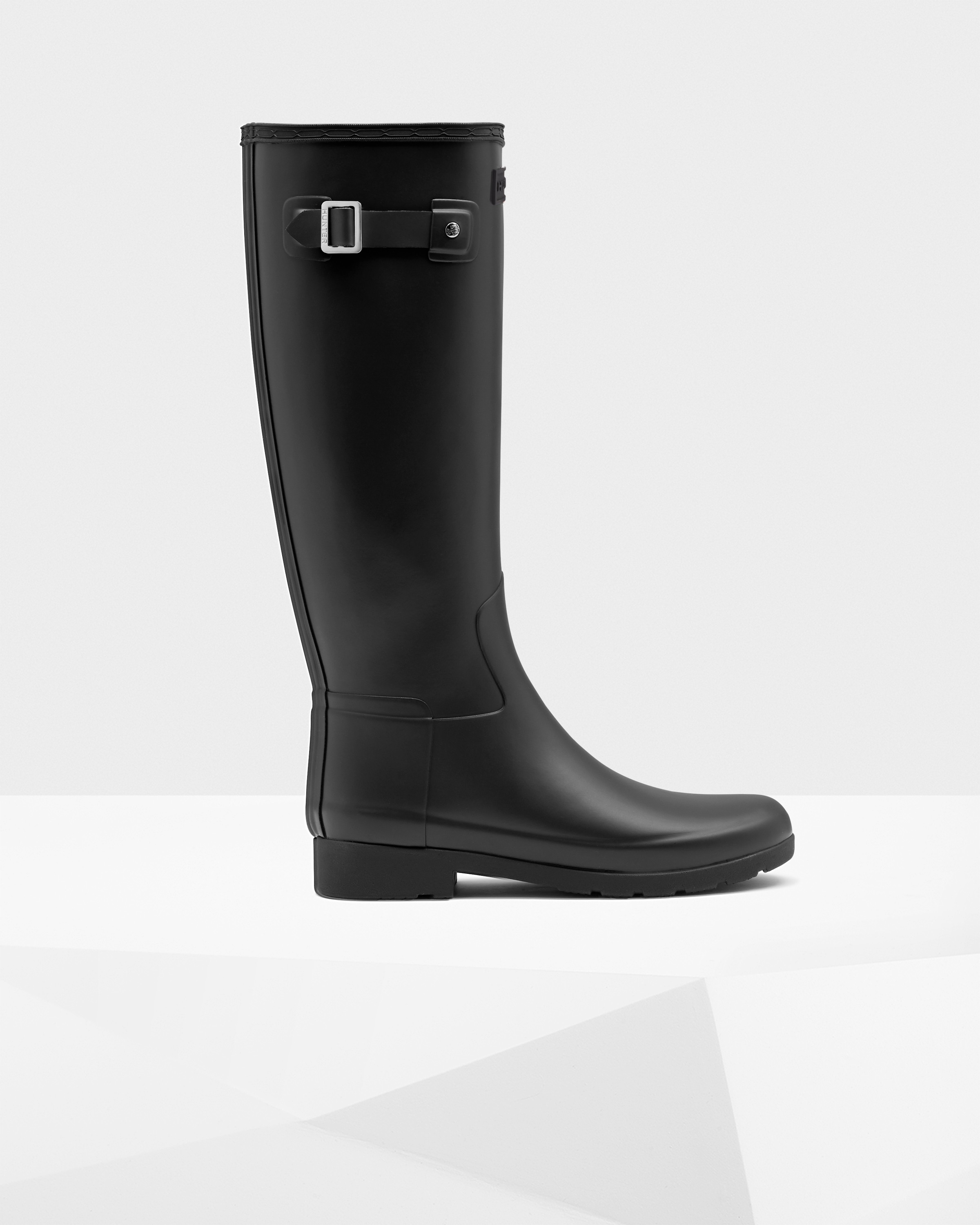 Women's Refined Slim Fit Tall Wellington Boots: Black | Hunter (UK+ROW)