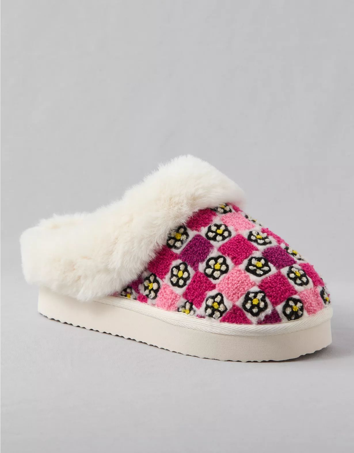 AE Daisy Slipper | American Eagle Outfitters (US & CA)