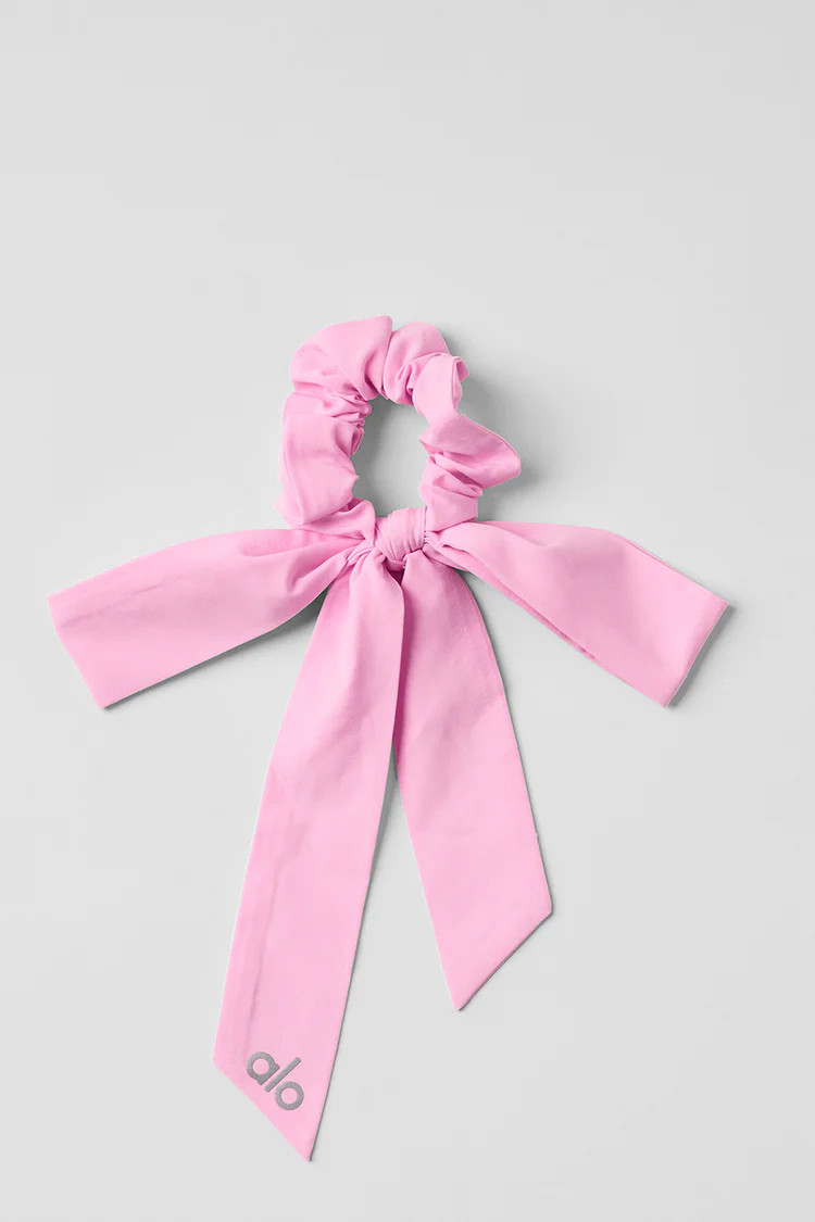 Love Knots Tie Scrunchie | Alo Yoga (US)