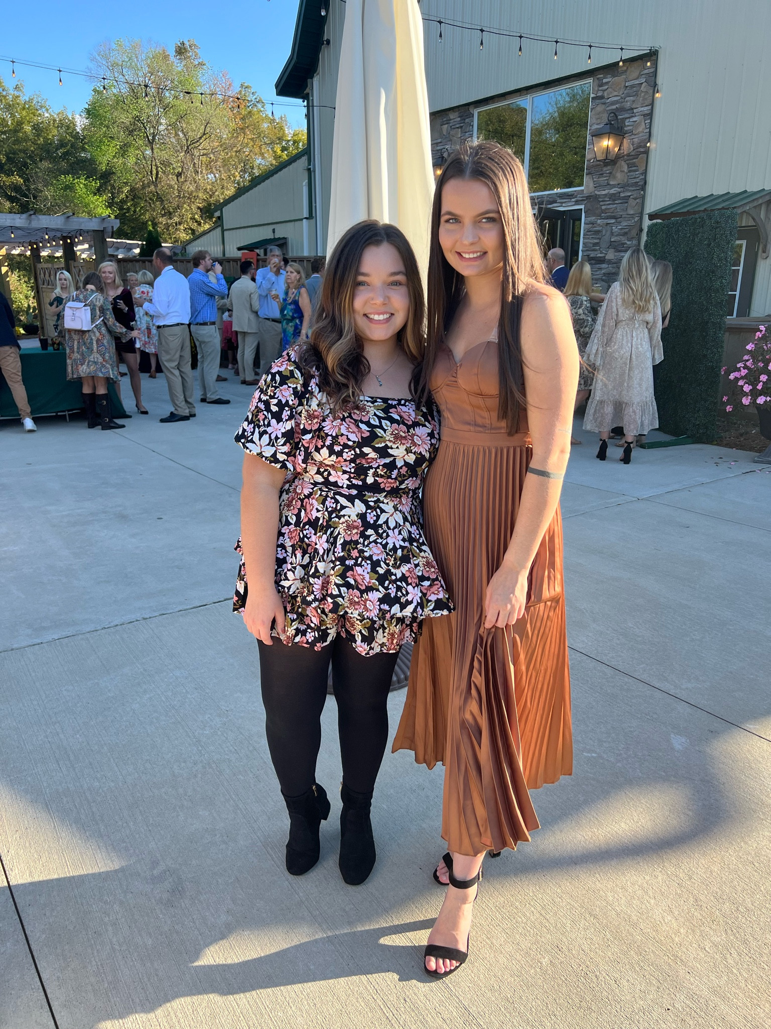 Perfect dress for a wedding guest!! 

#LTKwedding #LTKfindsunder50 #LTKstyletip