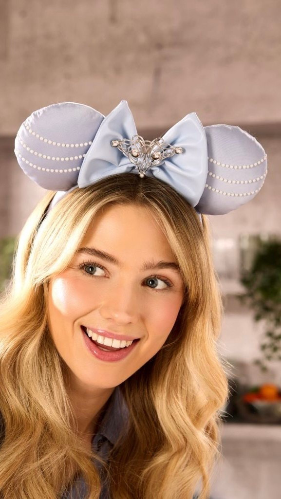 NEW: Padmé Amidala Ear Headband for Adults by BaubleBar – Star Wars: Revenge of the Sith Collection #disney #disneystore #starwars #starwarsmerch #padmeamidala

#LTKSeasonal #LTKFindsUnder50