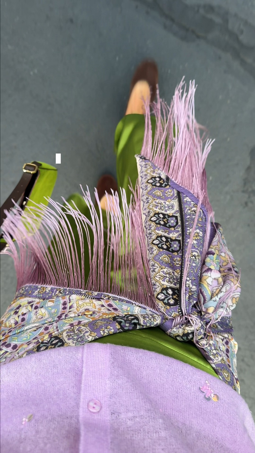 Lately I’ve started giving myself 10 quiet minutes before the day begins and before I fully wind down each night.
A moment to stretch, check in with my body, and nurture my skin with simple botanical oils. It’s such a small ritual, but it helps me reset before giving my energy to everyone else.
Sharing the oils I’ve been using from @AuraCacia for this little reset. Clean ingredients, no fillers, just botanical goodness. Comment ME TIME and I’ll send you a DM with all the products I used in this routine.
#AuraCacia #GlowNaturally
 

 