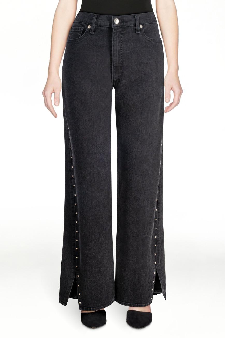 Jessica Simpson Women's Rosa Studded Relaxed Straight Leg Jeans, 31.5” Inseam, Sizes 2-16 | Walmart (US)