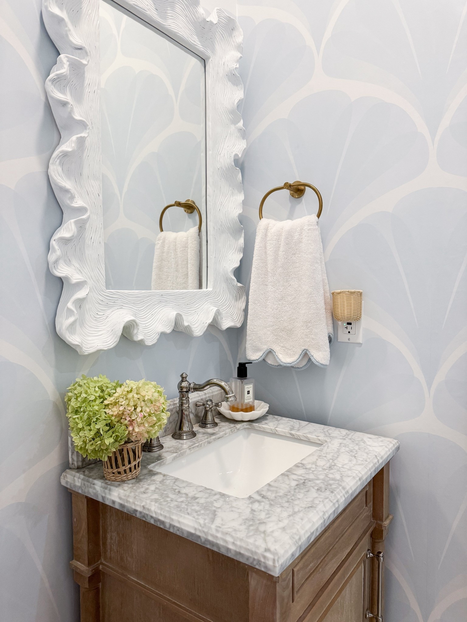 Powder bath refresh // scalloped hand towel // faux hydrangeas // Jo Malone hand wash // marble dish // coastal home decor // love vs. design wallpaper // 