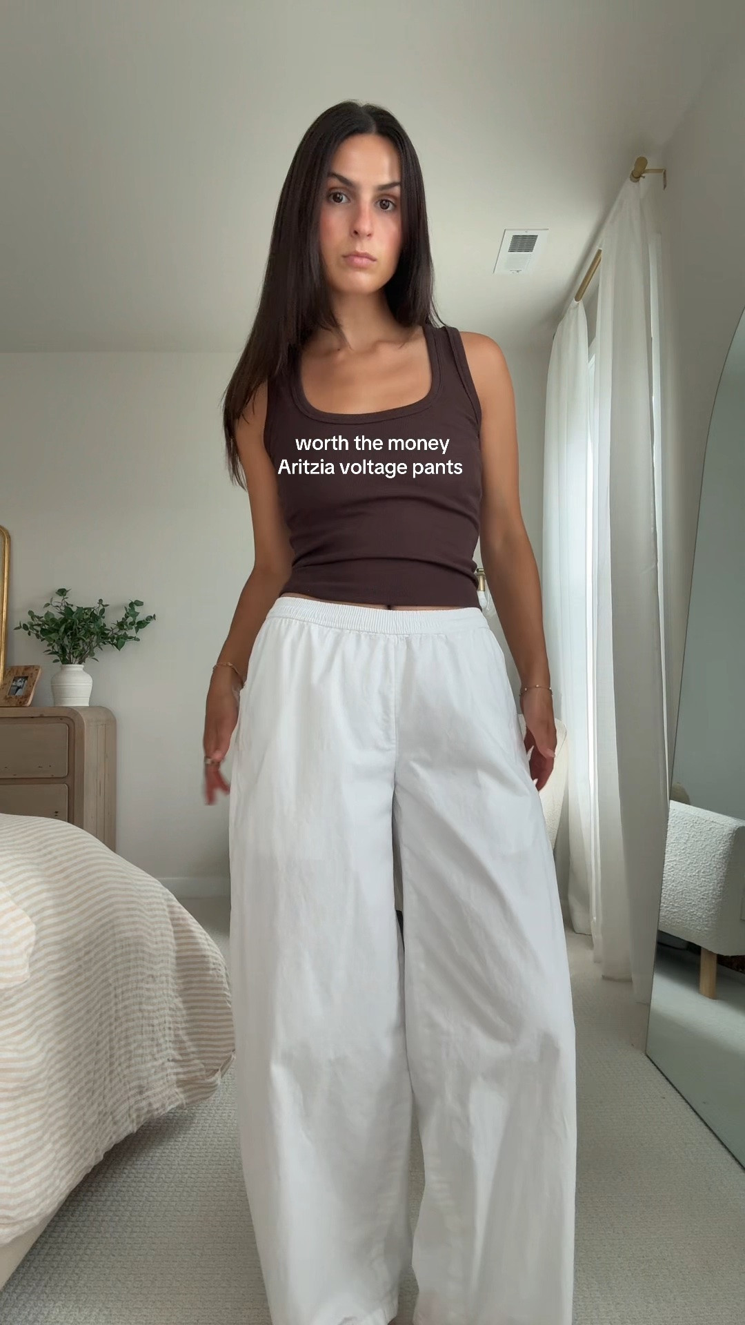 the Aritzia pants I wear at least once a week! wearing a size XS in the Voltage pants

#LTKootd