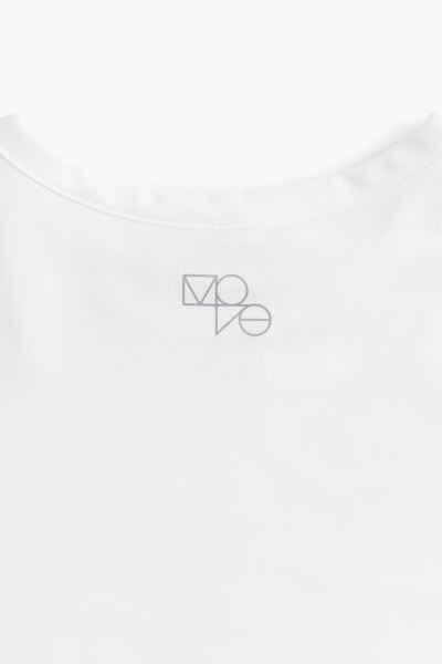 DryMove™ Cropped sports top - Round neck - Short sleeve - White - Ladies | H&M GB | H&M (UK, MY, IN, SG, PH, TW, HK)
