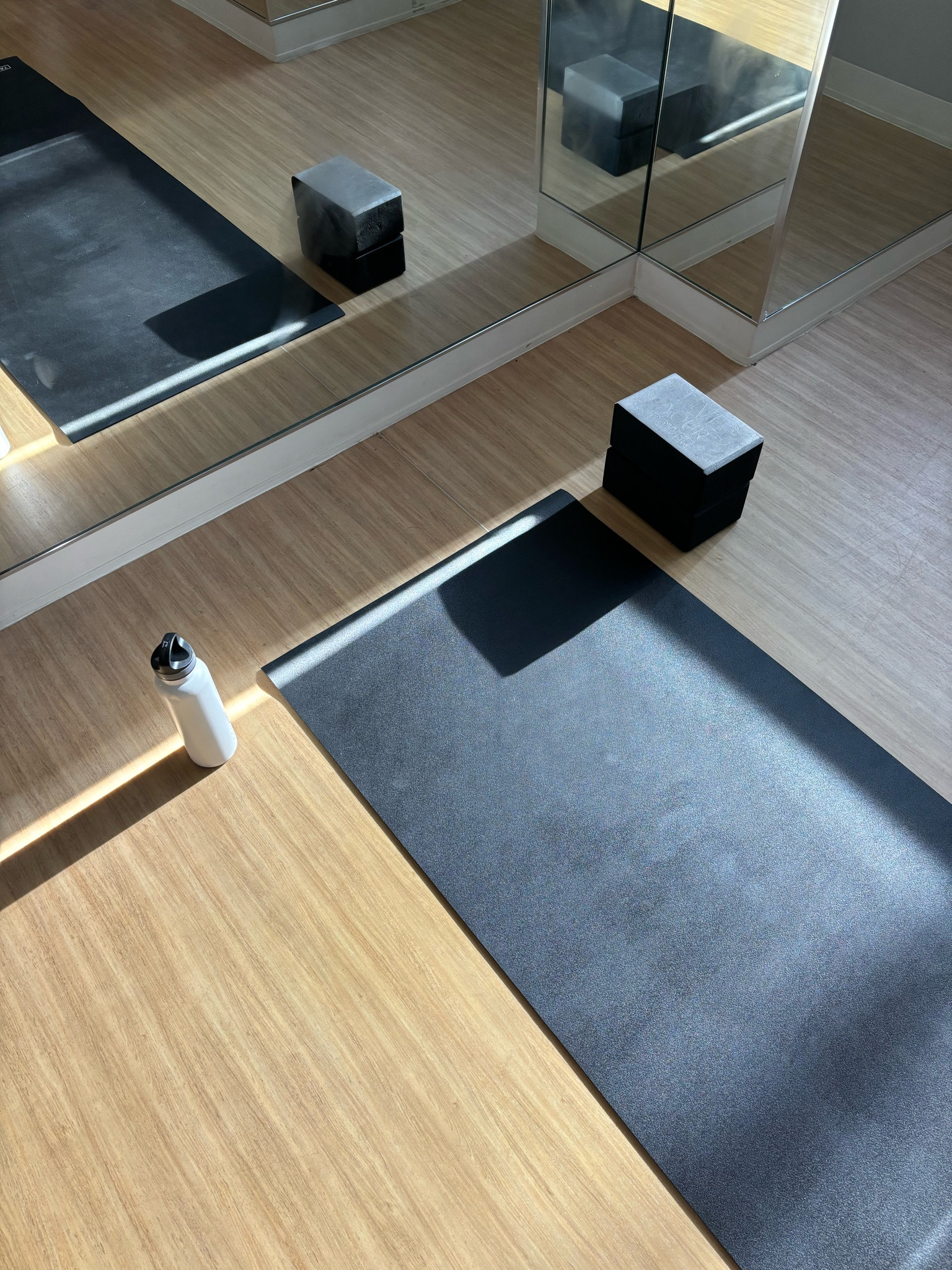 My favorite yoga mat

#LTKFindsUnder100 #LTKFitness