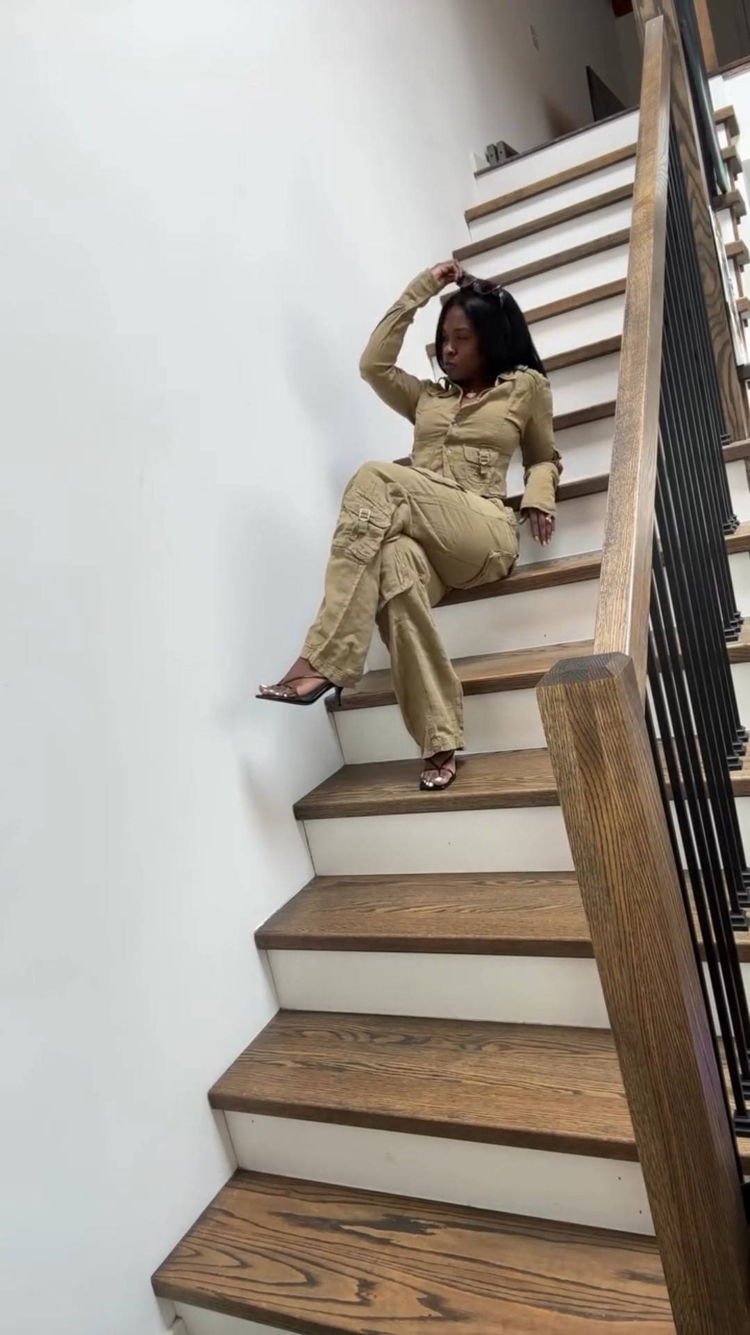 My new line whenever a man approaching me 

Set @jadedldn 
Shoes @jeffreycampbell 
Shades @burberry 
#foryou #fyp #cargo #lowrise #croptop