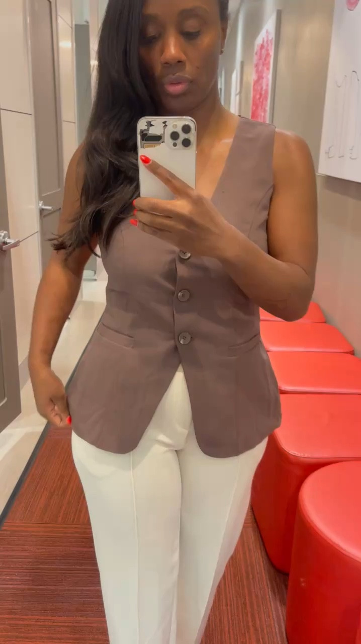 Feeling like a sexy boss! 🤩🤩


#LTKOver40 #LTKMidsize #LTKWorkwear