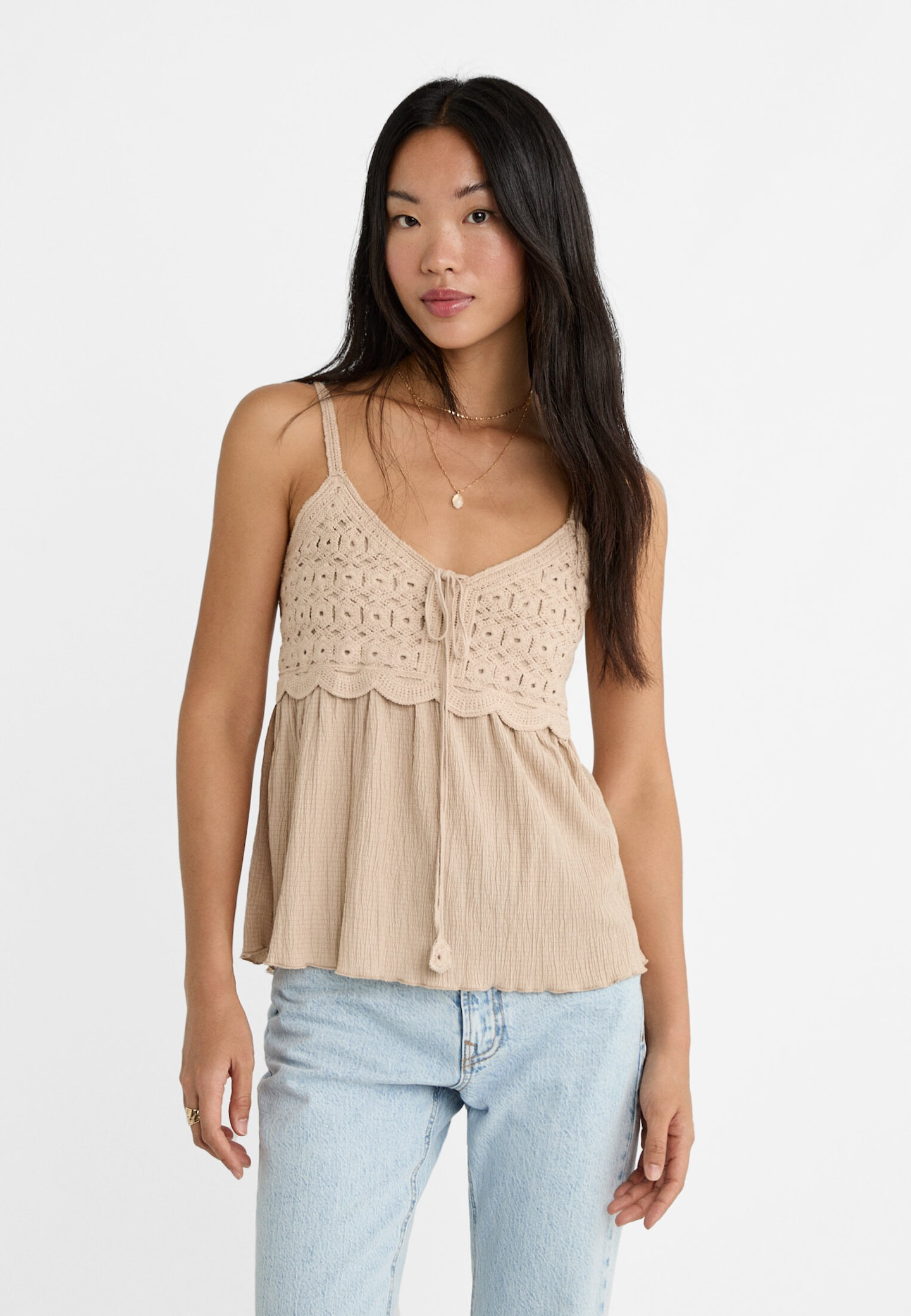 Top fließend kombiniert gehäkelt - T-shirts für Damen | Stradivarius Deutschland | Stradivarius DE