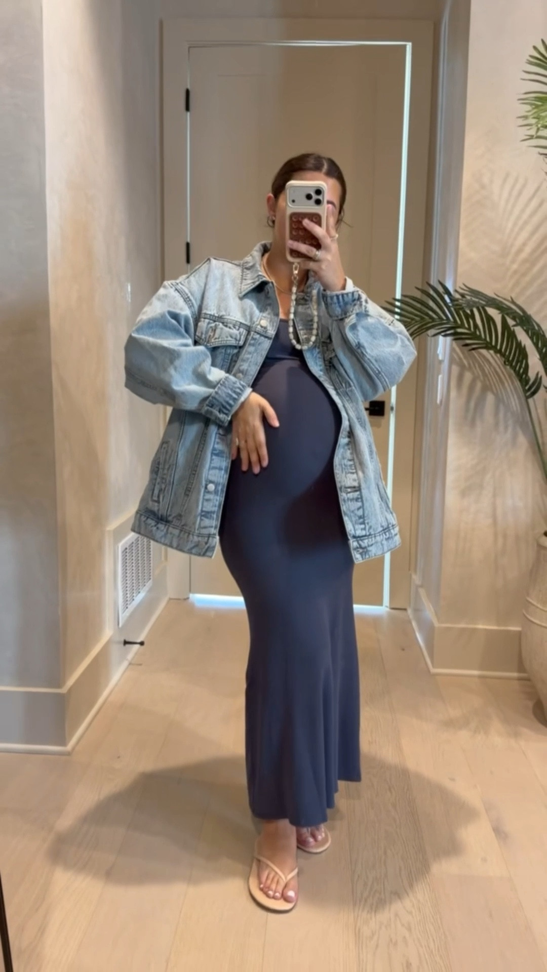 Go to dress with a bump so but versatile to have in your closet! Easy to layer for chilly days💫

Dress: medium
Jacket: medium 


#LTKBump #LTKSeasonal