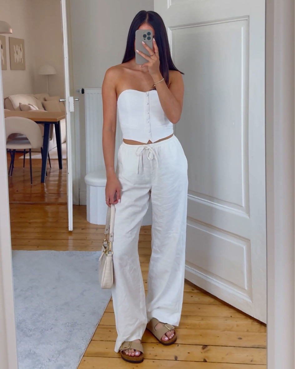 white linen pants >>

#LTKsummer #LTKstyletip #LTKspring