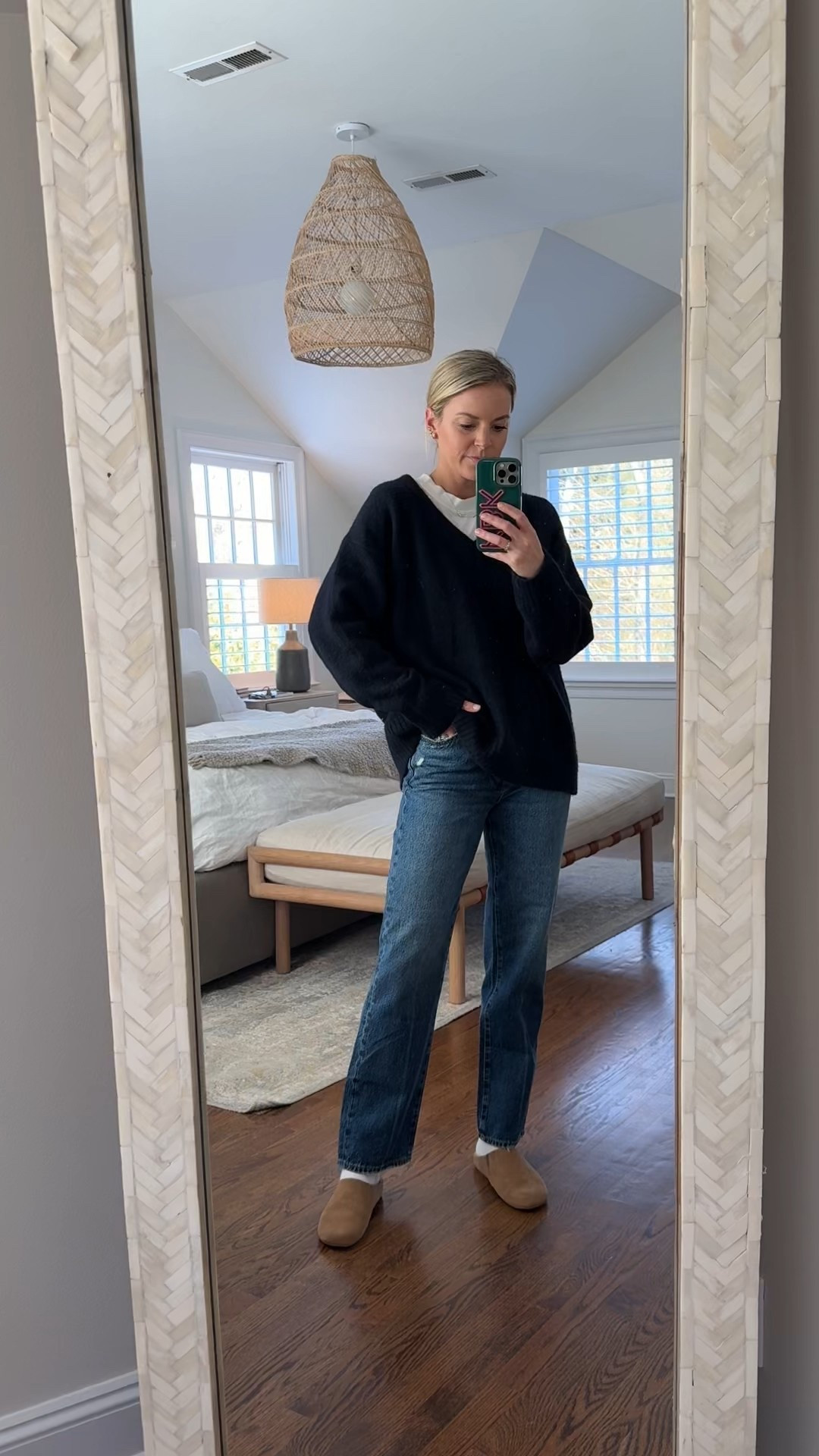 Thursday OOTD
-small sweater 
-medium tee 
-26R jeans, tts, I’m 5’5 (cameo vintage wash)
-shoes tts 

#LTKFindsUnder100 #LTKmomlife