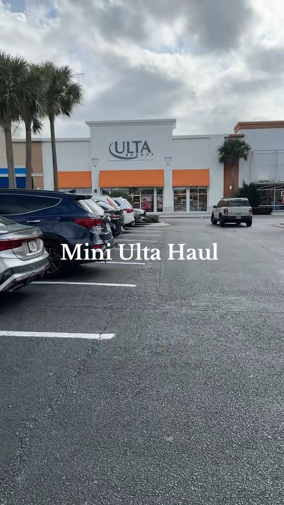 Mini Ulta for Contour, Eye Brow Pen, Mascara and Lip Gloss 💋

#LTKBeauty #LTKFindsUnder50 #LTKMostLoved