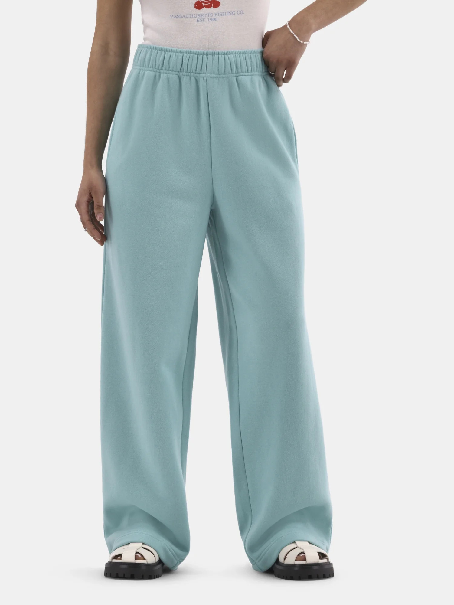 No Boundaries Soft Fleece Wide Leg Pants, 30” Inseam, 1 or 2-Pack, Women’s | Walmart (US)