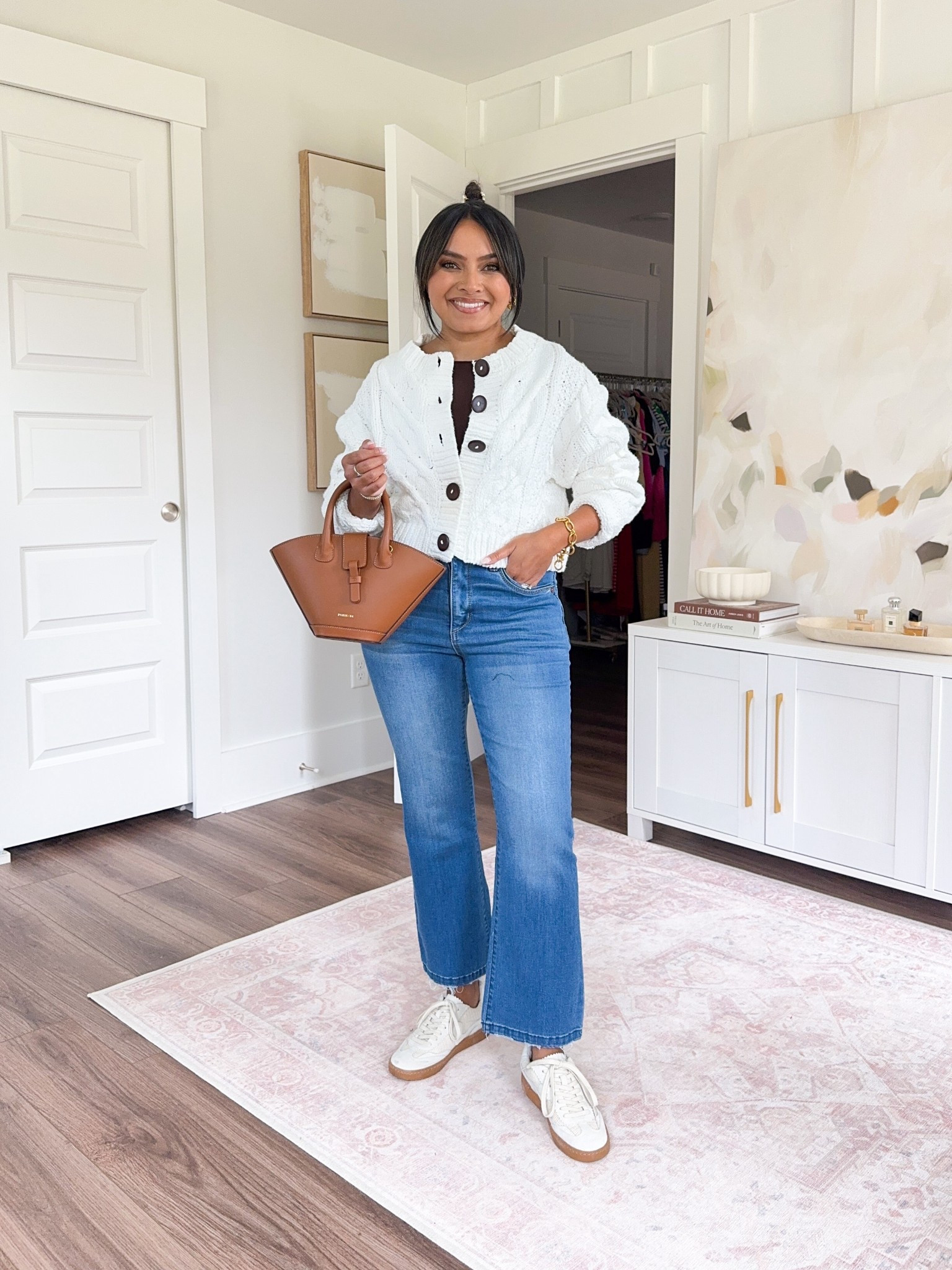 White cardigan size xs TTS
Brown bodysuit size xxs TTS
Blue jeans size 2 petite TTS
Sneakers size 6 TTS - color ecru mesh 


#LTKSaleAlert #LTKPetite #LTKStyleTip