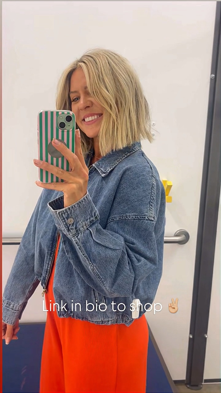 Old Navy’s new bomber jacket is SO CUTE and it’s 50% off today! I ended up going oversized with it! 