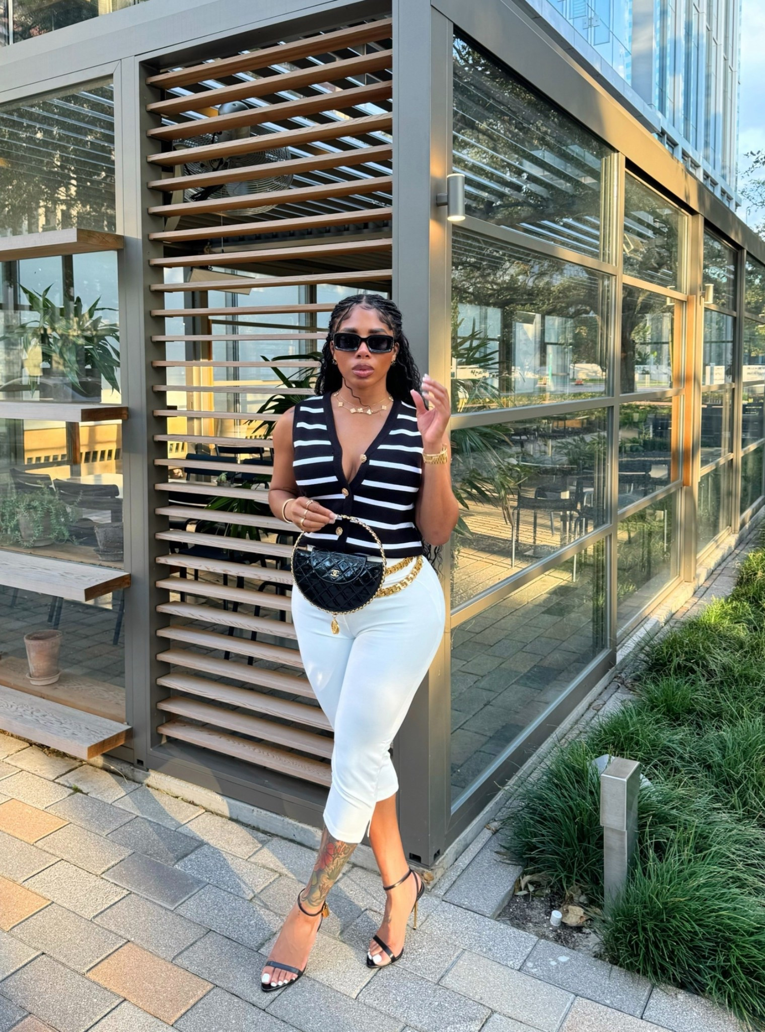 Summer Outfit! You know we love Capris bestie, and you can always pair with a cute kitten heel

#LTKgrwm #LTKdayinmylife #LTKootd