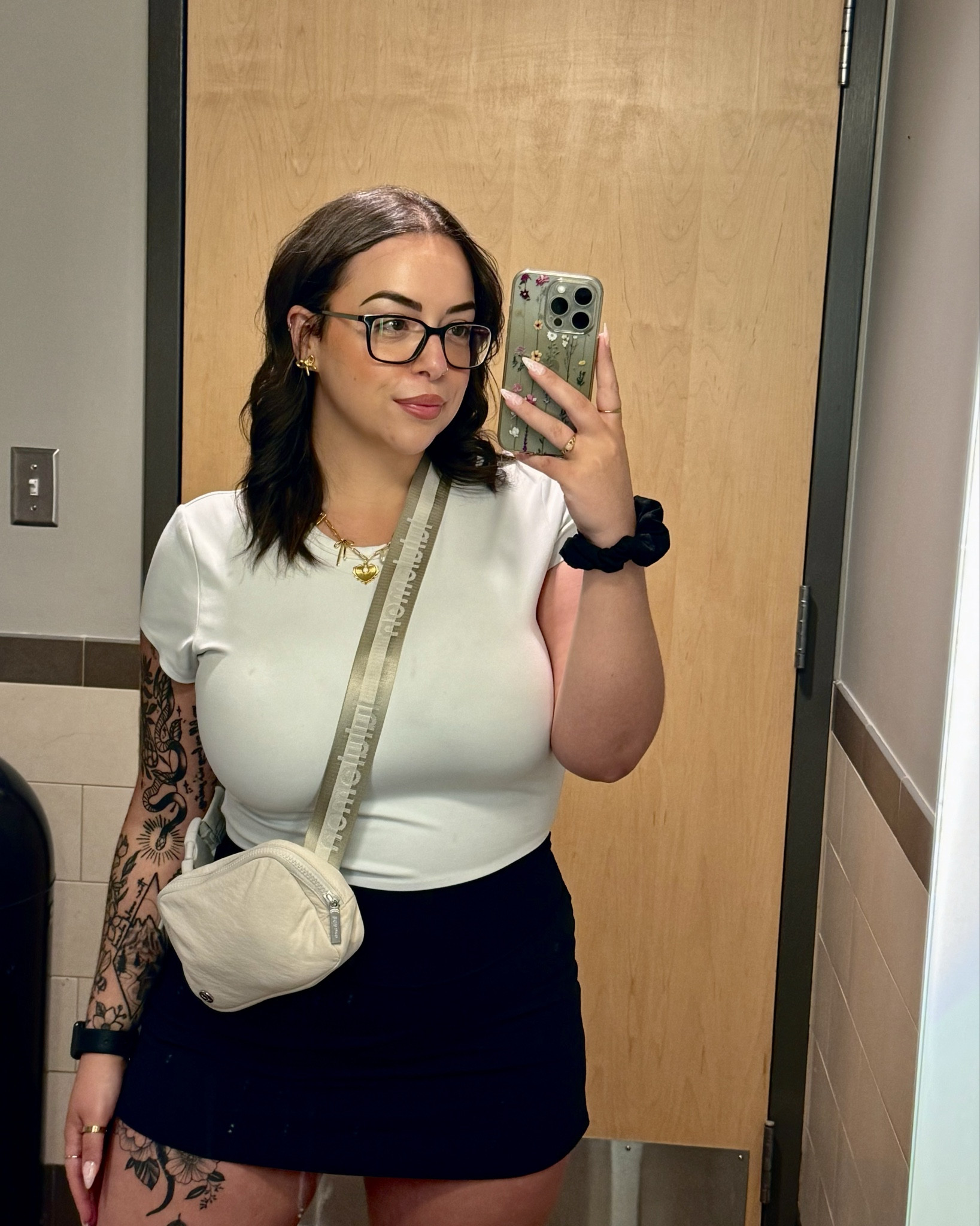 I wear a variation of this at least once a week. Like, I literally own this tee shirt in five colours because it’s THAT good  

#LTKcanada #LTKmidsize #LTKfitness