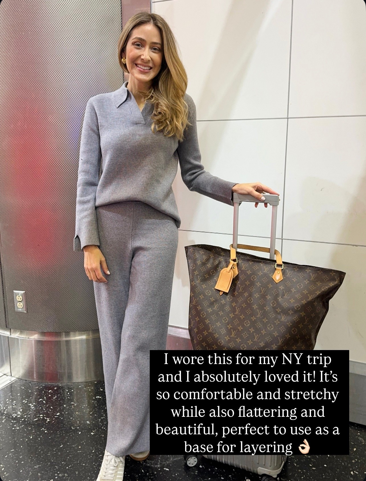 I wore this for my NY trip and I absolutely loved it! It's so comfortable and stretchy while also flattering and beautiful, perfect to use as a base for layering. Fits true to size and I m wearing a size small 

#LTKU #LTKTravel #LTKStyleTip