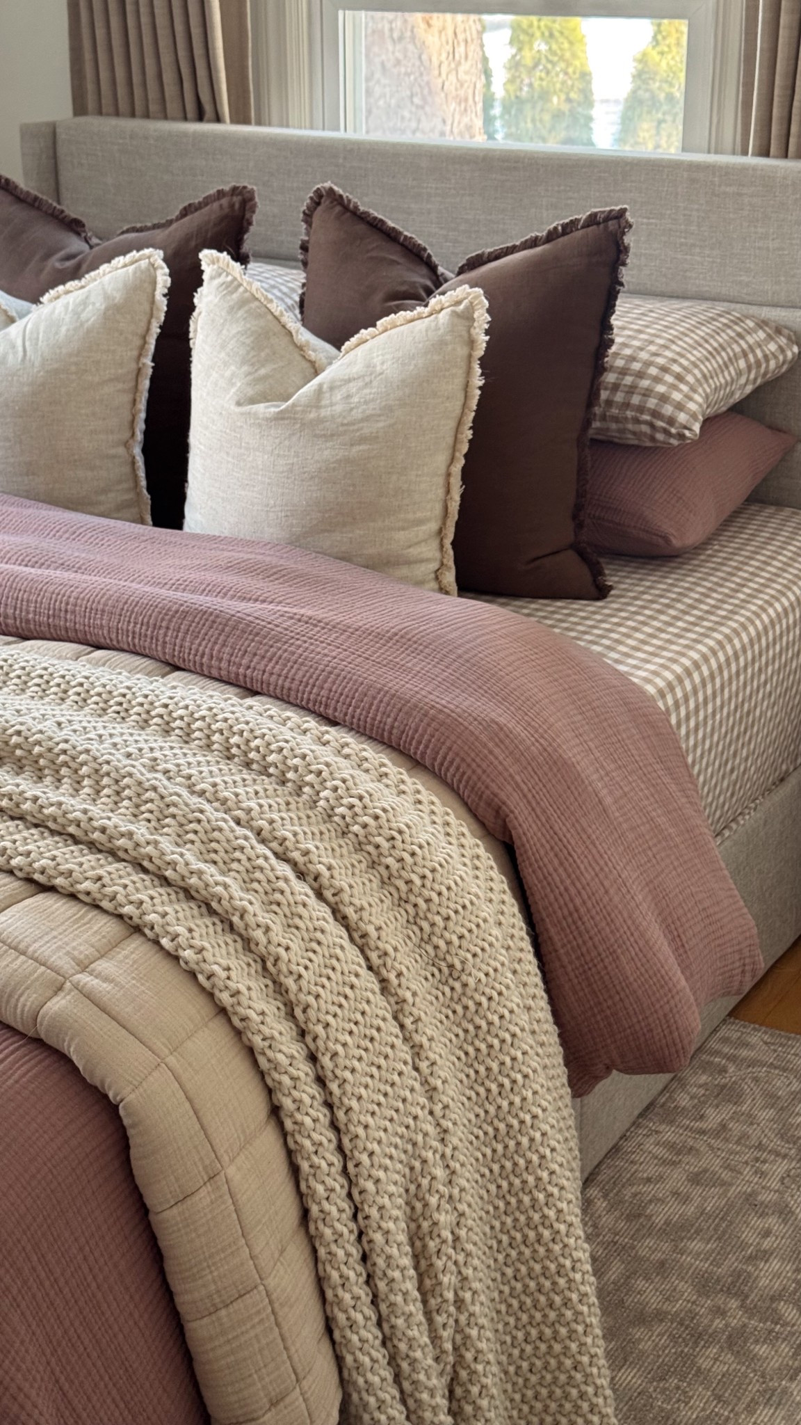 fig & gingham bedding 🎀 


Bedding, fluffy bedding, cozy bedding, linen bedding, quince, quince bedding, duvet, duvet insert, bedroom, colorful bedding