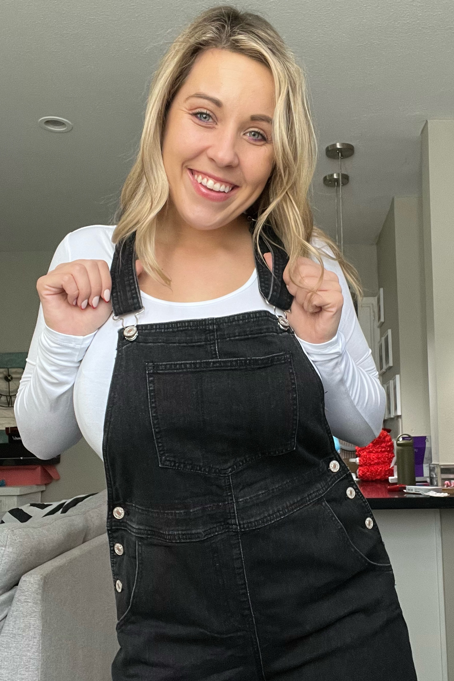 Overalls on sale today


#LTKsalealert #LTKFind #LTKcurves