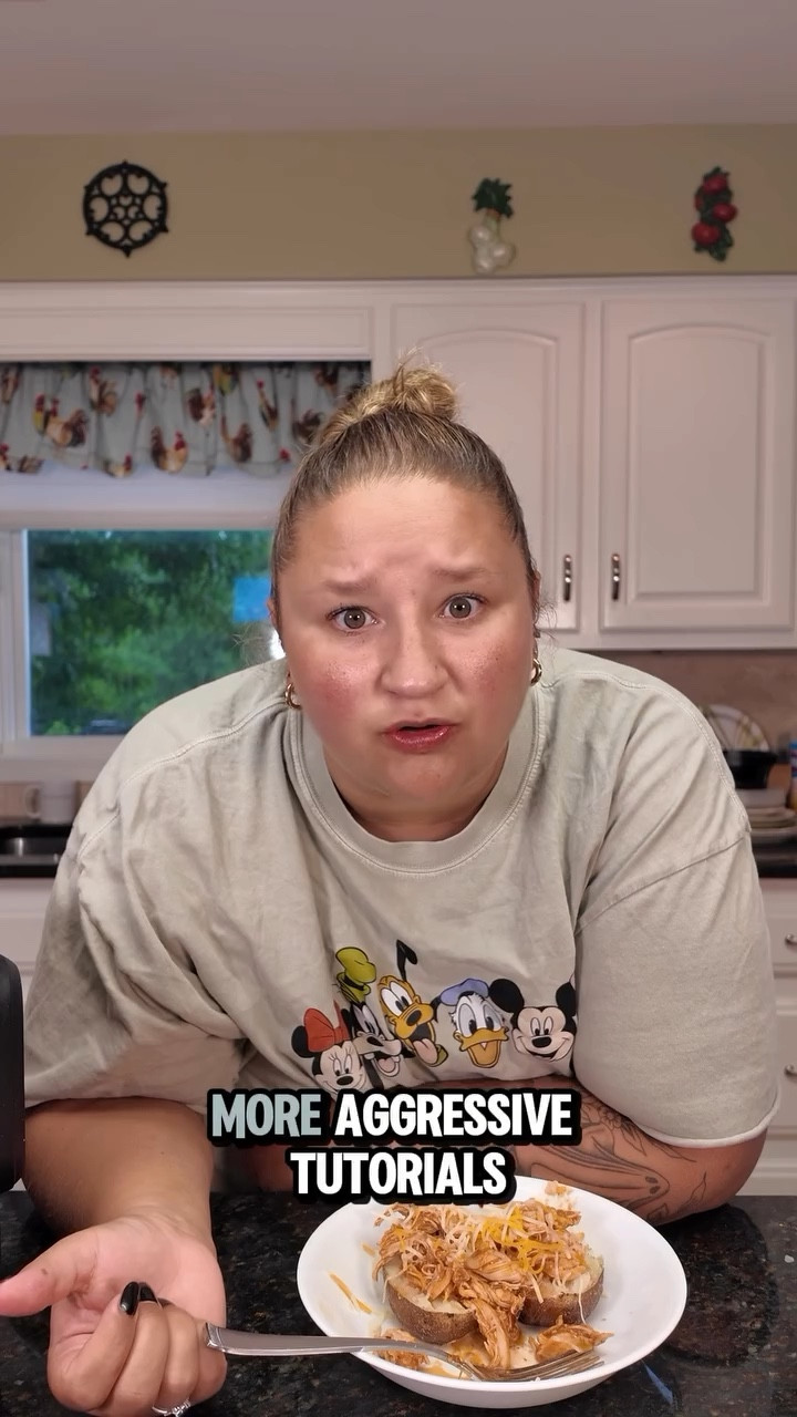 Sloppy Chicken Joe Stuffed Baked Potatoes because dinner didn’t make itself (rude) and once again I was on the hook. Never made this before but I threw it together and surprise—it’s actually amazing. But of course it’s good…I made it

#LTKFindsUnder50 #LTKStyleTip #LTKHome