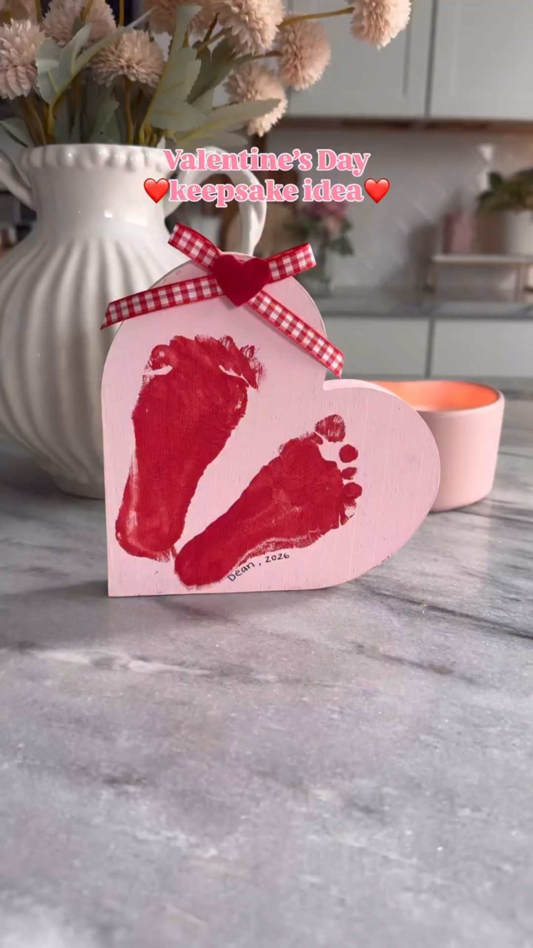 Fun little keepsake to do with your little one 😍💕

What you need:

Wood heart base
Paint of your choice
Ribbon
Sticky hearts (optional) 

Comment “paint” and I’ll send you a 🔗💕