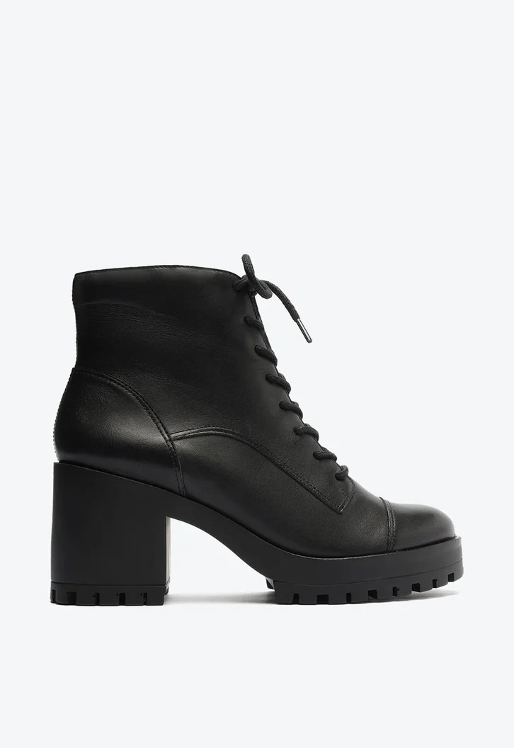 Bota Coturno Preta Arezzo Couro Salto Bloco Tratorado | ZZ Mall (BR)